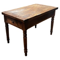 Double plank solid walnut table that can be opened, Italy