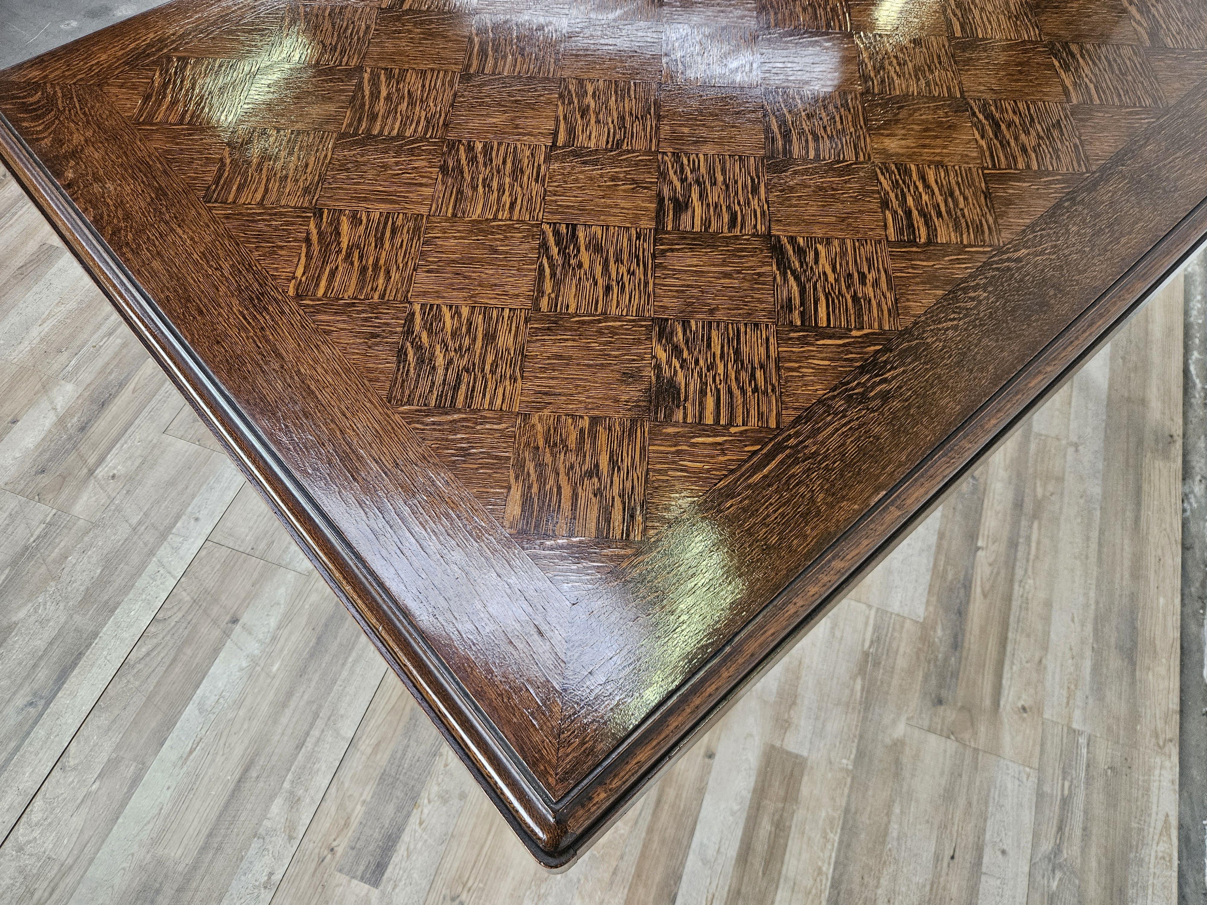 Tavolo in quercia Art Decò geometrico con prolunghe laterali, 1950 In condizioni buone in vendita a Premariacco, IT