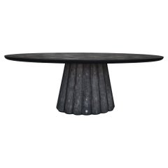 Tavolo Nero Ovale in legno con decorazione materica manuale fatta in Italia