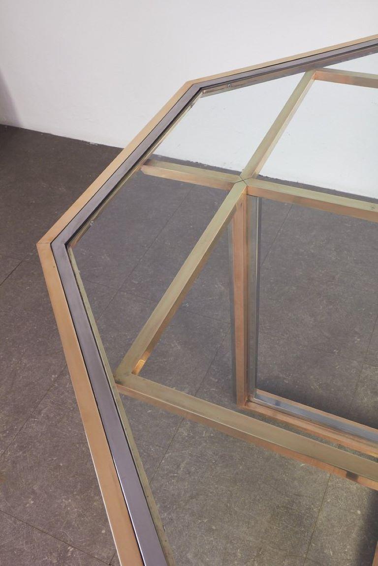 Table octogonale en laiton par Renato Zevi, 1970 Bon état - En vente à Torino, IT