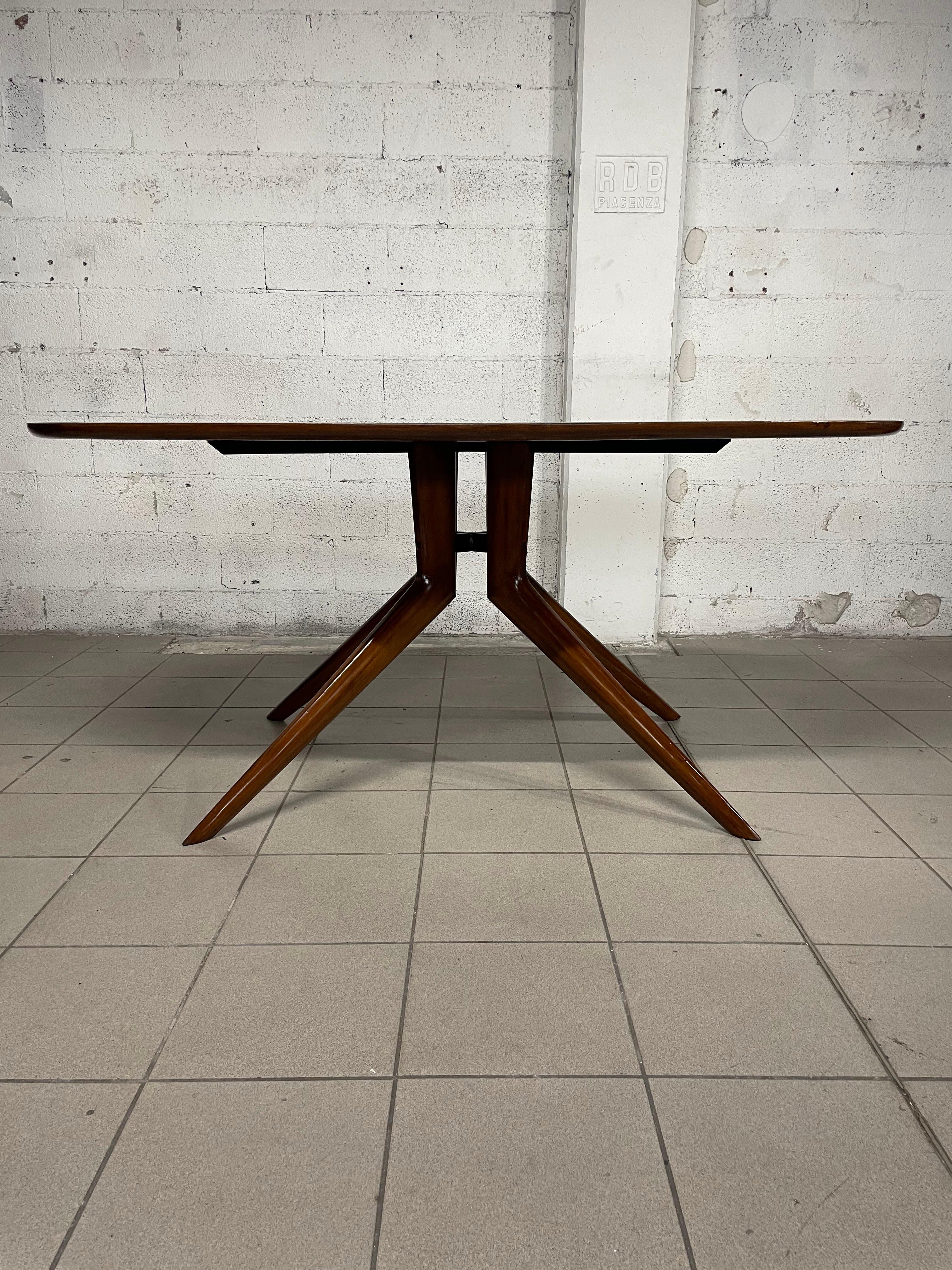 Mid-Century Modern 1950s oval table made of beech wood and glass top For Sale