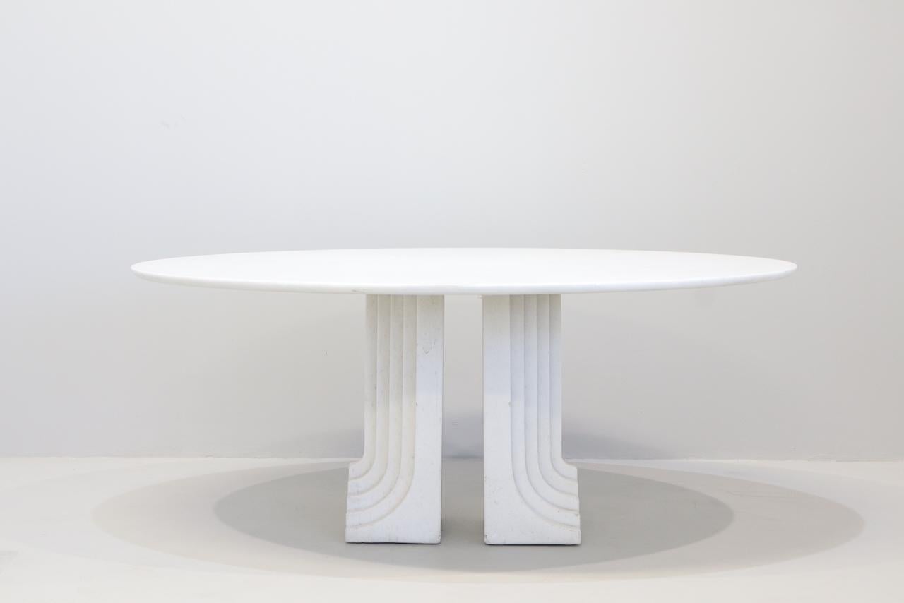 Table ovale 