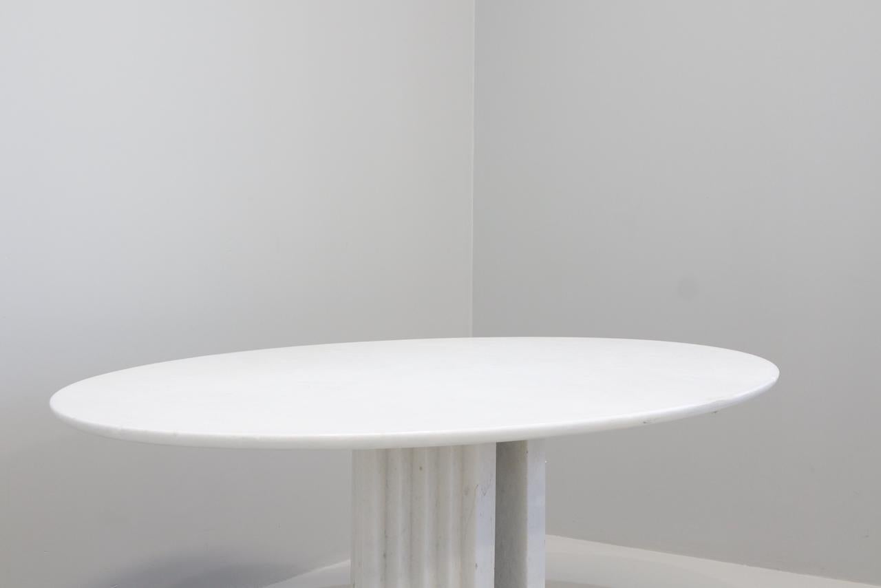 Marbre Table ovale 