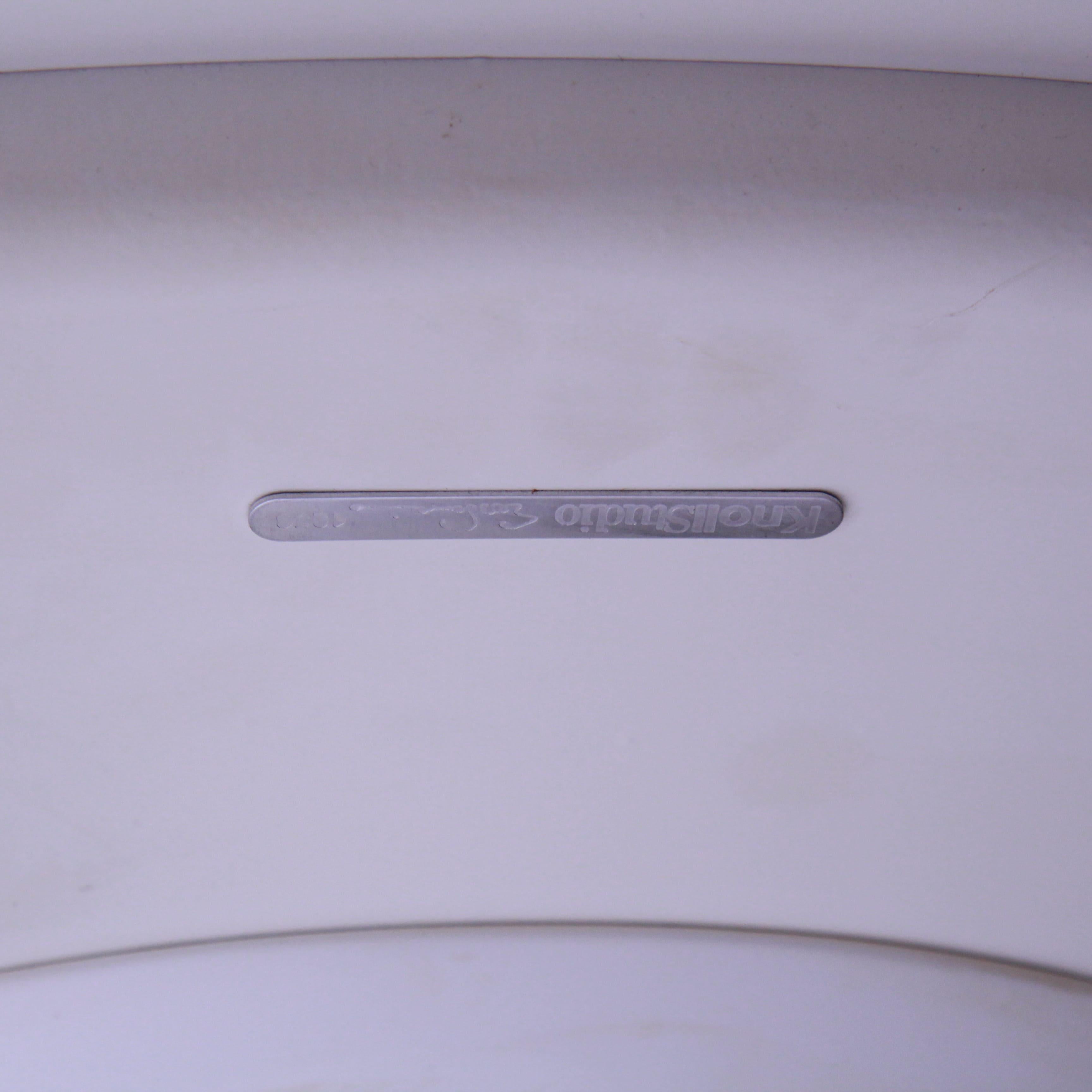 Metal Tavolo ovale “Tulip”, Eero Saarinen, Knoll
