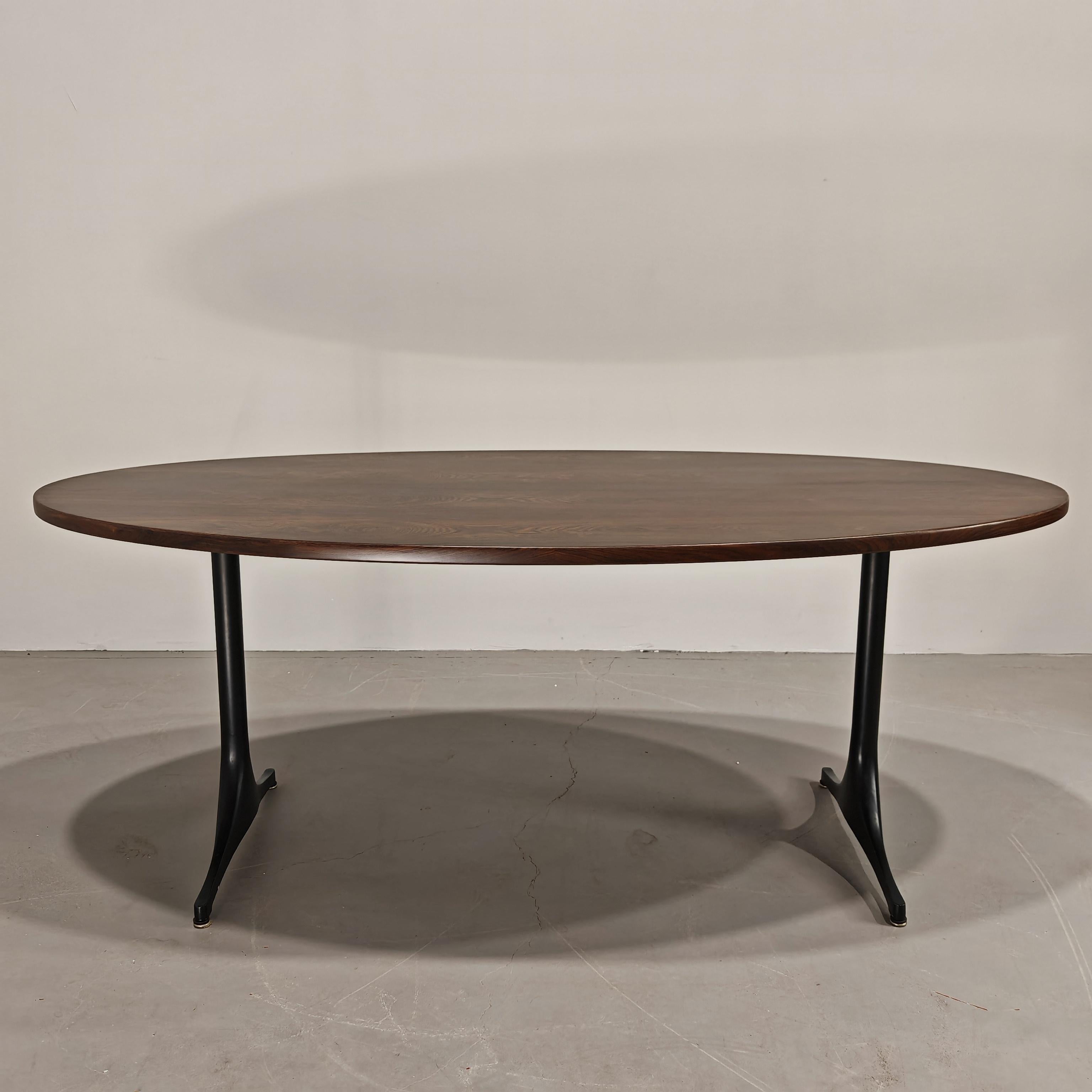 20th Century Table à plateau en bois et base en métal par George Nelson pour Herman Miller 1960s en vente