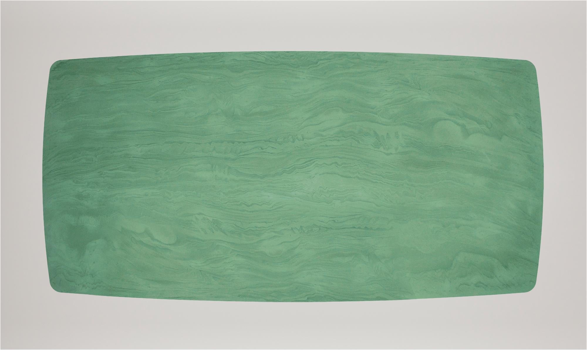 Italian Tavolo pranzo verde in legno e ottone finitura materica fatto a mano in Italia in vendita