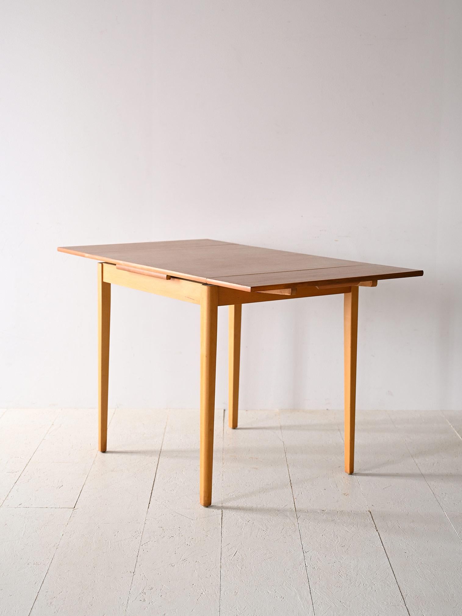 Formica Square extendable table For Sale