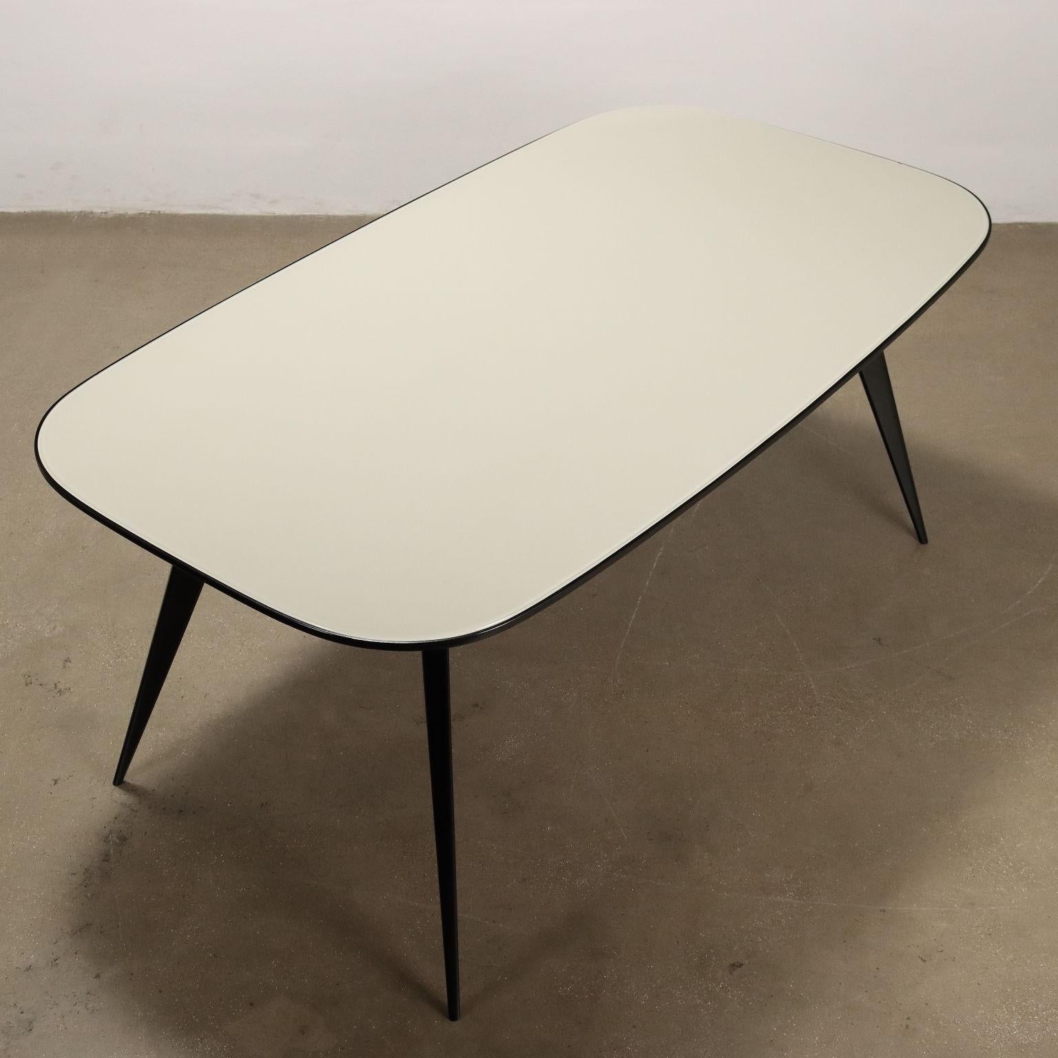 Eleganter rechteckiger Tisch aus den 1950er Jahren (Buntglas) im Angebot