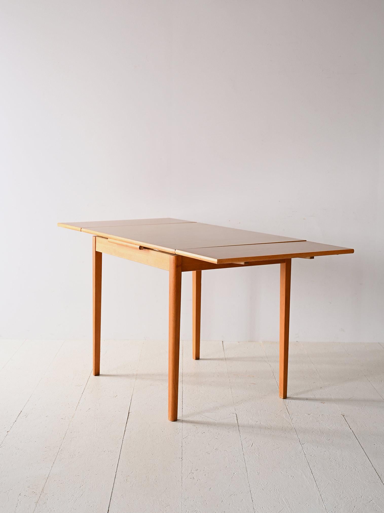 Vintage Formica rechteckiger Tisch im Zustand „Gut“ im Angebot in Brescia, IT