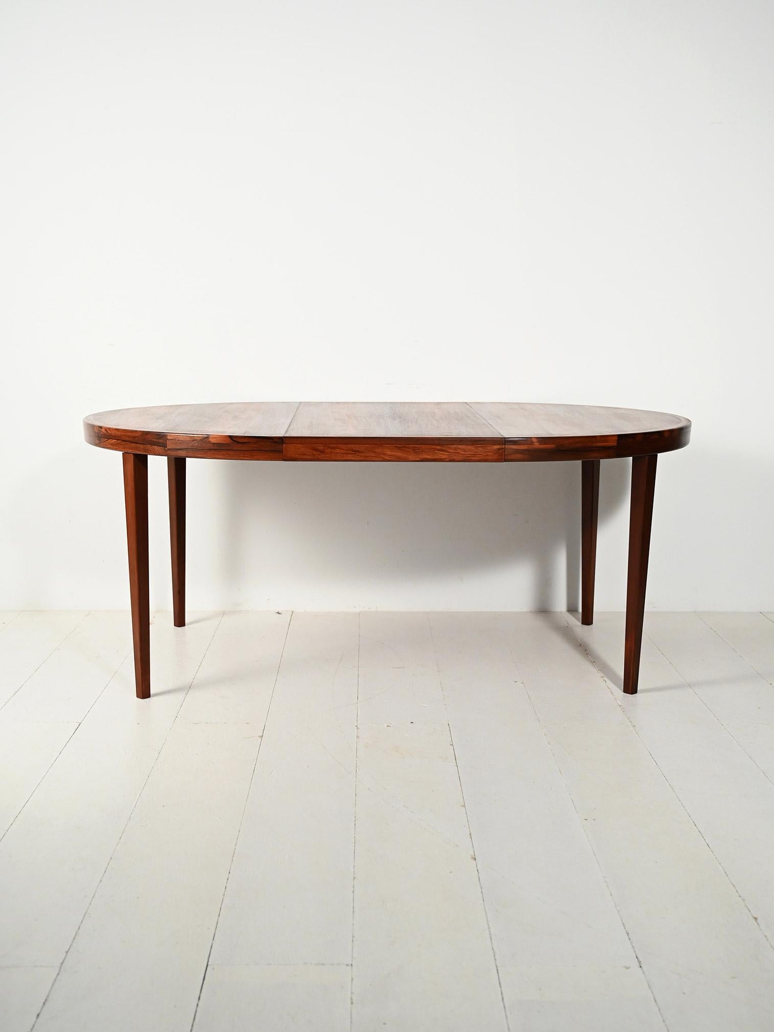 Scandinave moderne Tavolo rotondo danese in palissandro anni '50/'60 en vente