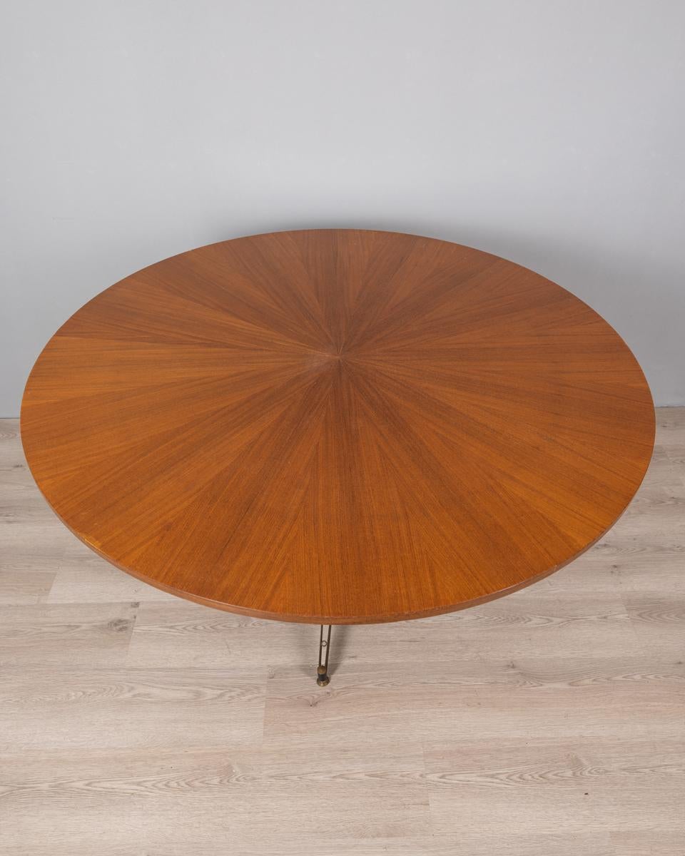 Runder Holztisch aus den 1960er Jahren, entworfen von Carlo Ratti für Lissoni (Moderne der Mitte des Jahrhunderts) im Angebot