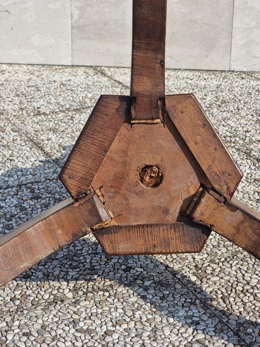 Fatto a mano Tavolo rotondo in radica con stella centrale – Prima metà del XIX secolo in vendita