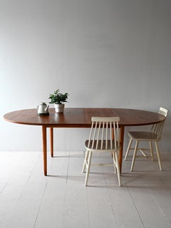 Malta round table by Nils Jonsson