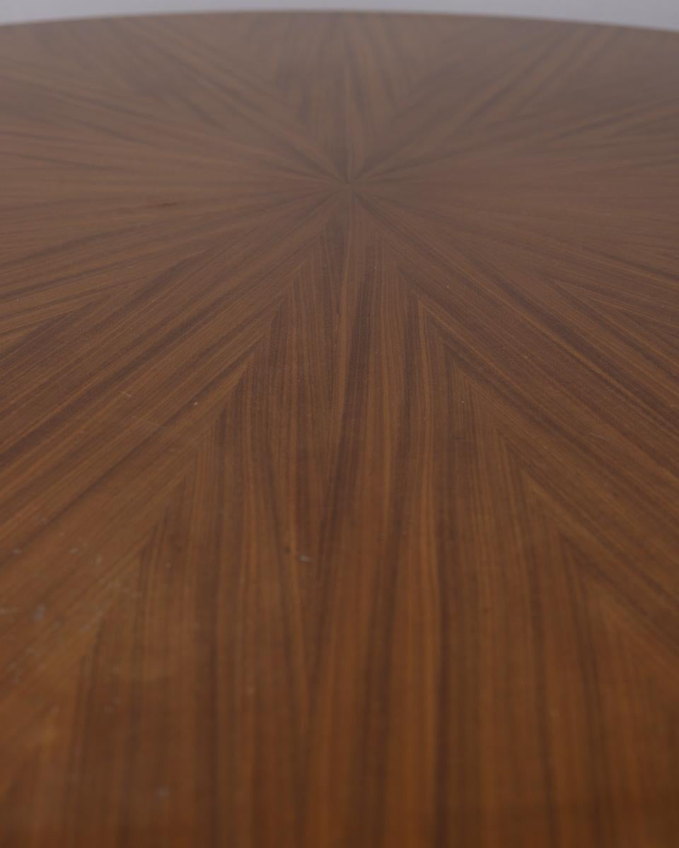 Table ronde en bois vintage des années 1960 conçue par Carlo Ratti pour Lissoni Bon état - En vente à None, IT