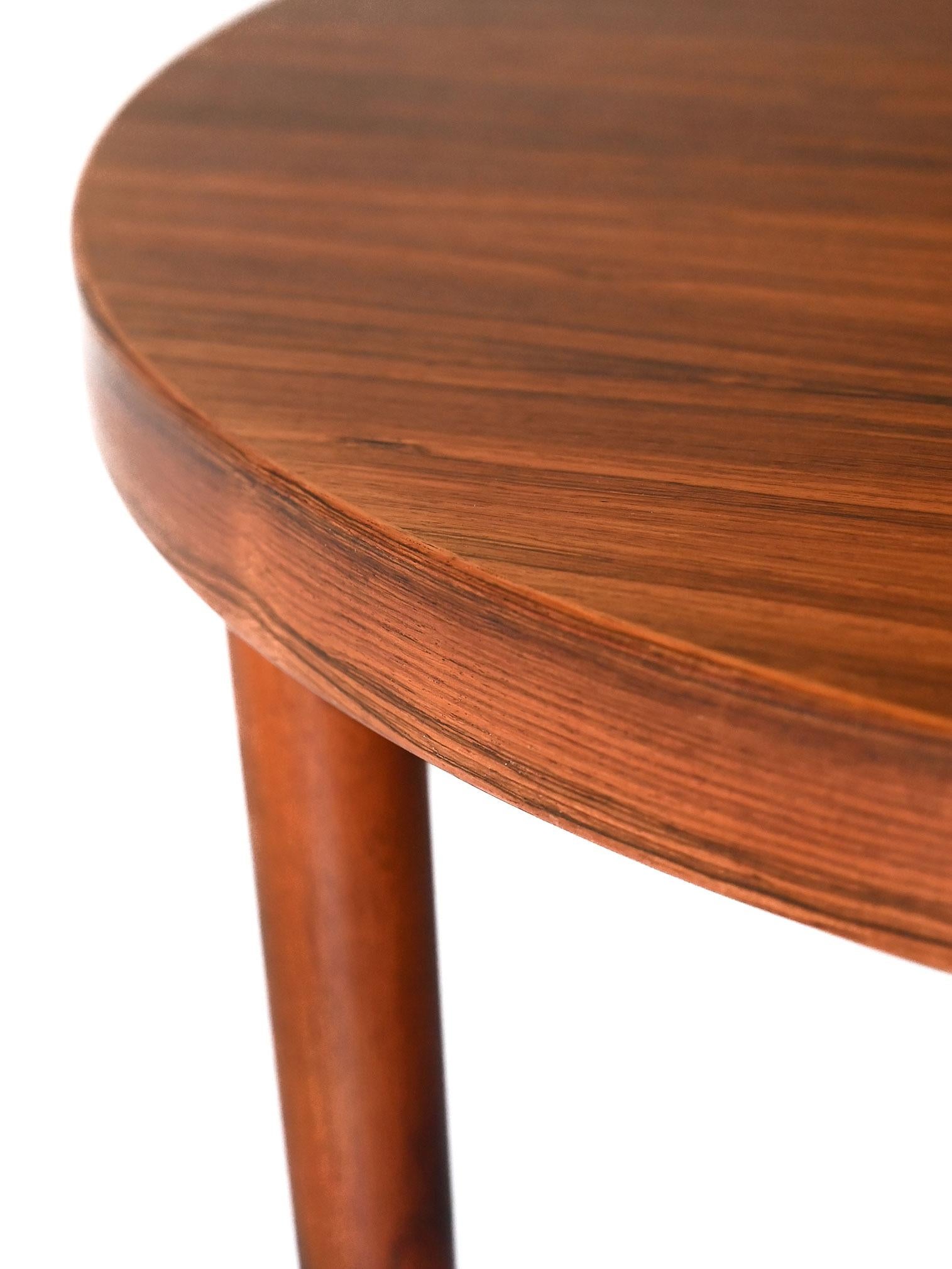 Tavolo rotondo vintage scandinavo in palissandro For Sale 5