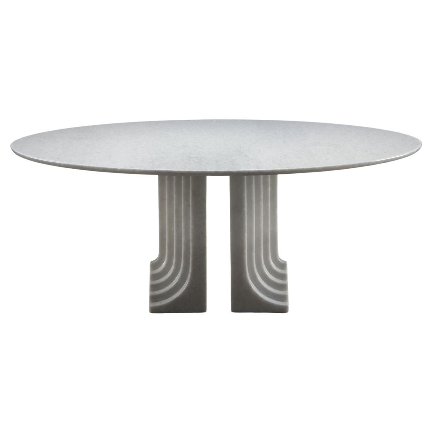Carlo Scarpa 'Samo' table for Simon in white marble, 1970s For Sale