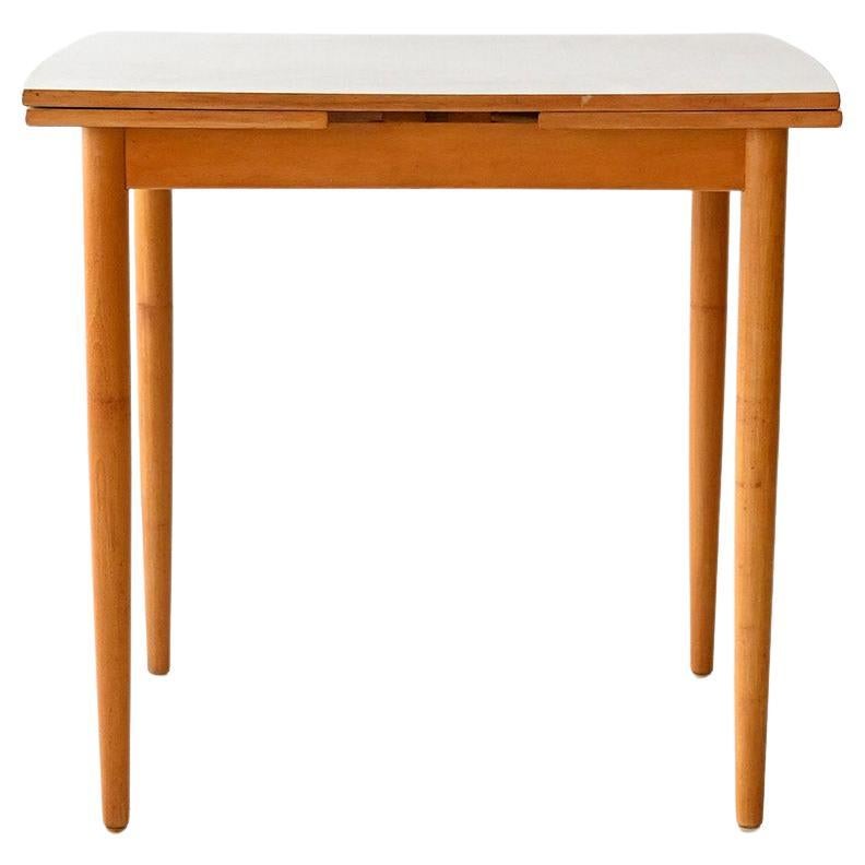 Table à rallonge scandinave en formica par Edsbyverken en vente
