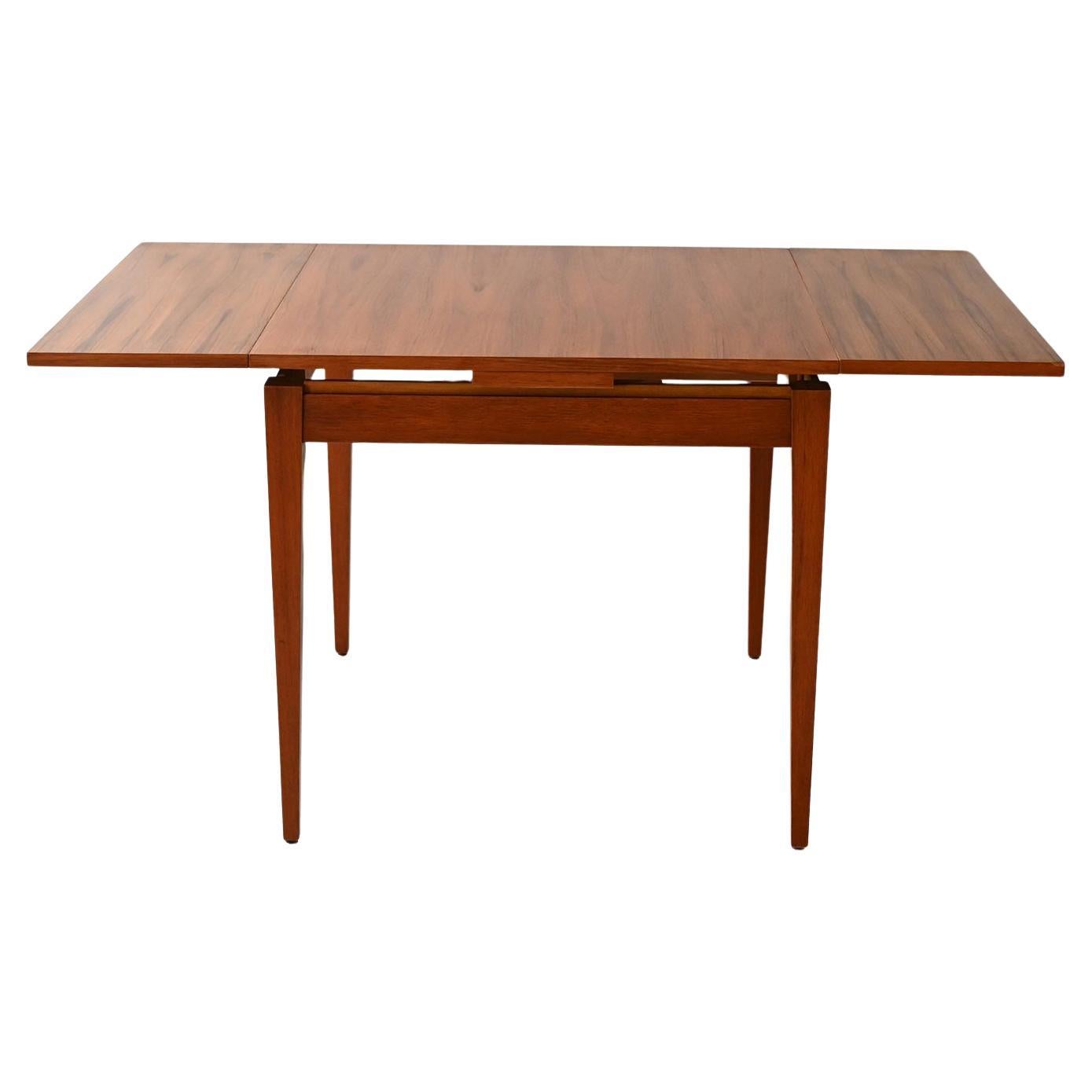 Tavolo scandinavo anni 60 in teak quadrato