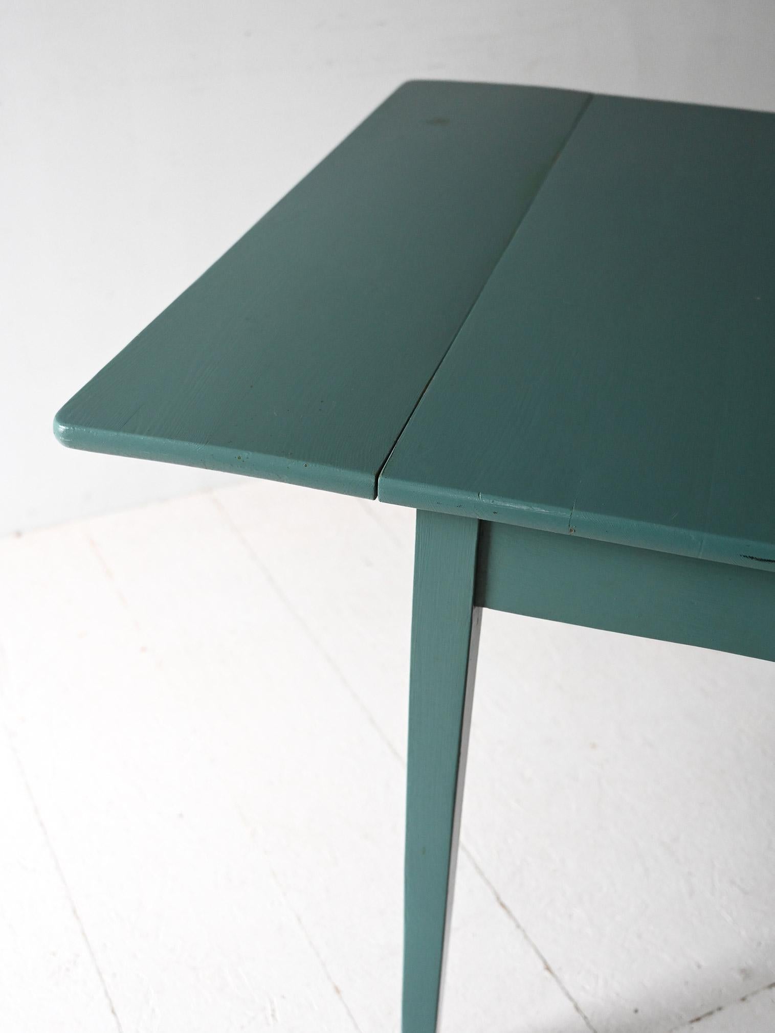 Scandinavian vintage folding table, 1950s For Sale 2