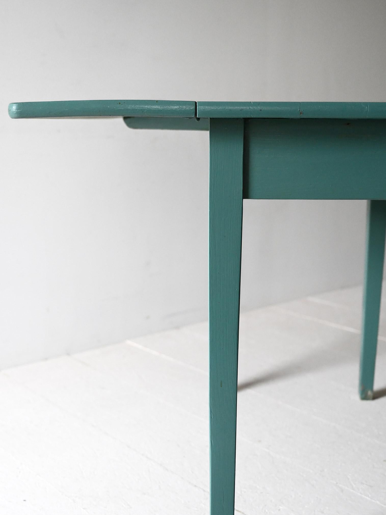 Scandinavian vintage folding table, 1950s For Sale 3