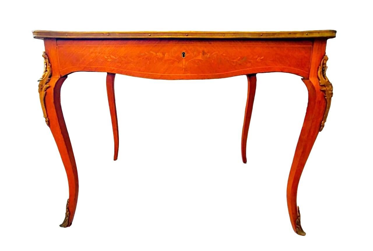 Table à écrire en marqueterie de style Louis XV Bon état - En vente à Cesena, FC
