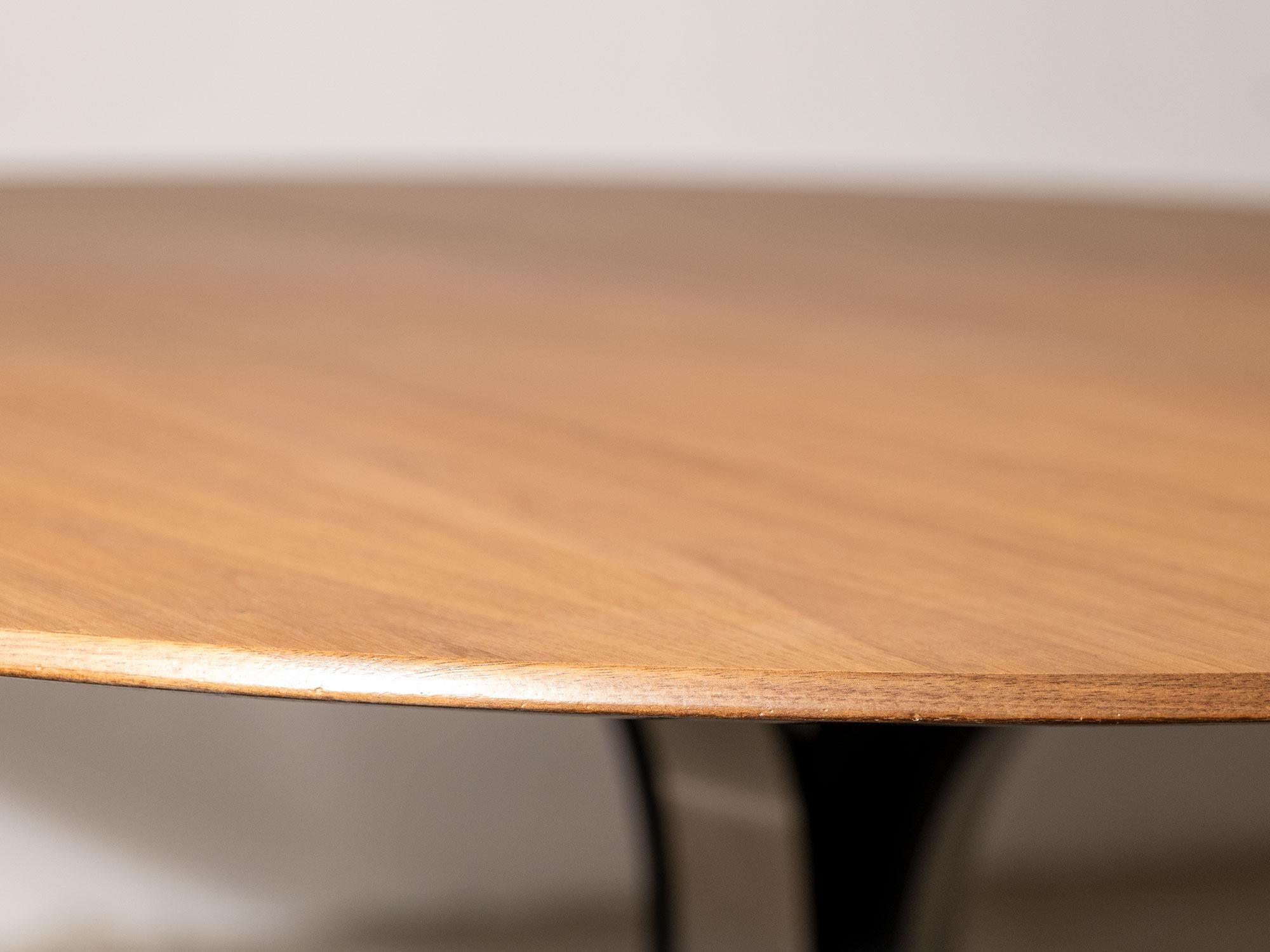 Italian Tavolo T69 di Osvaldo Borsani e Eugenio Gerli per Tecno - anni '70 For Sale