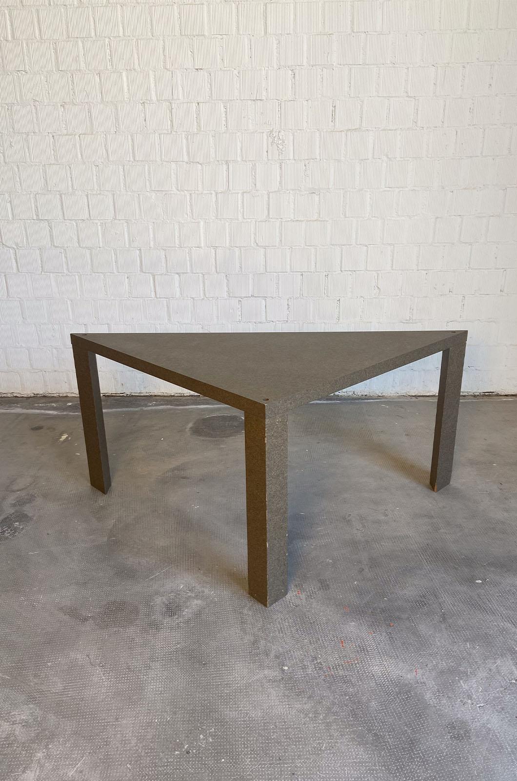 Table Tangram de Massimo Morozzi pour Cassina Bon état - En vente à Ravenna, IT