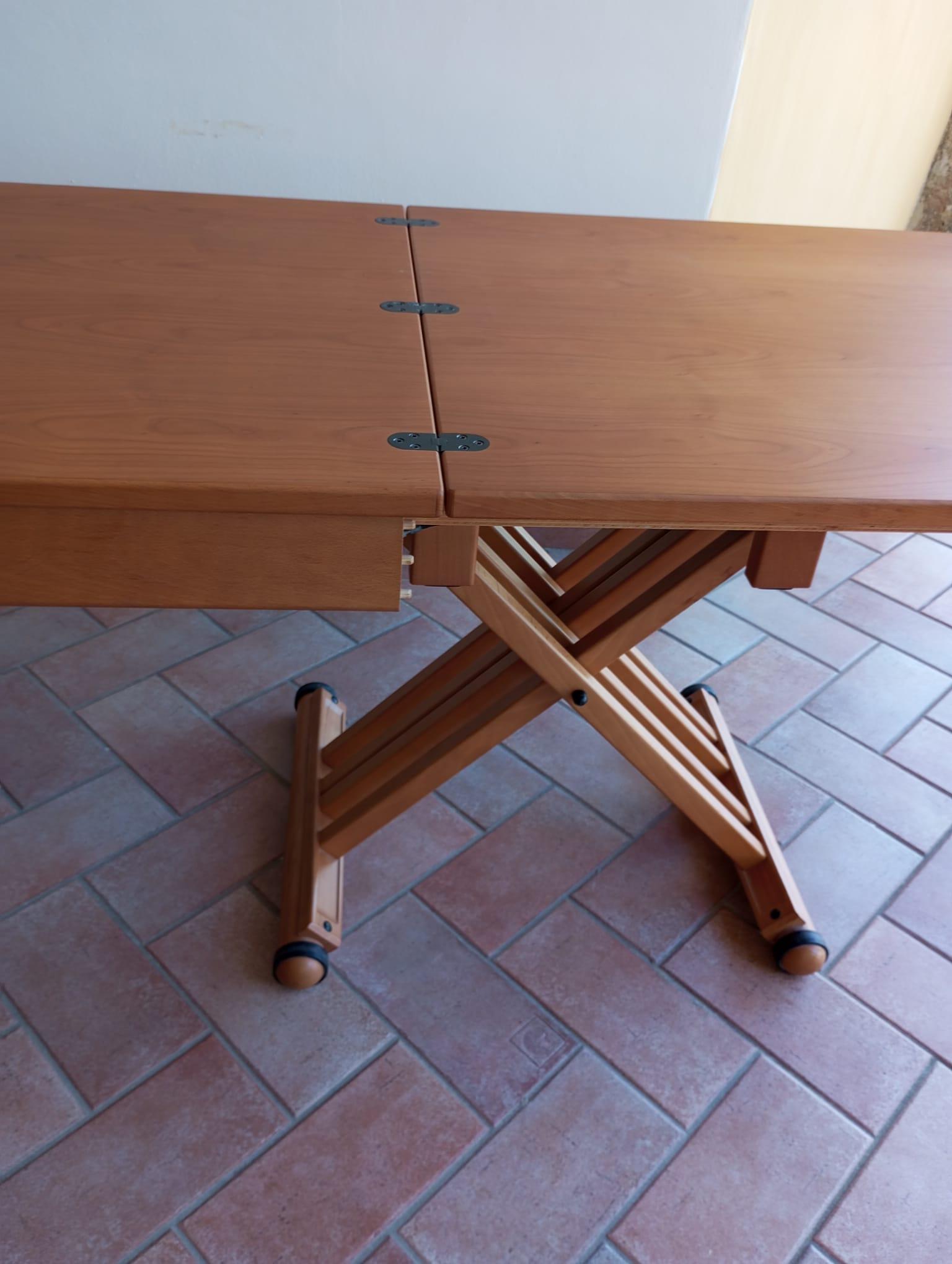 Mesa/escritorio de nogal, Italia años 2000 en venta 5