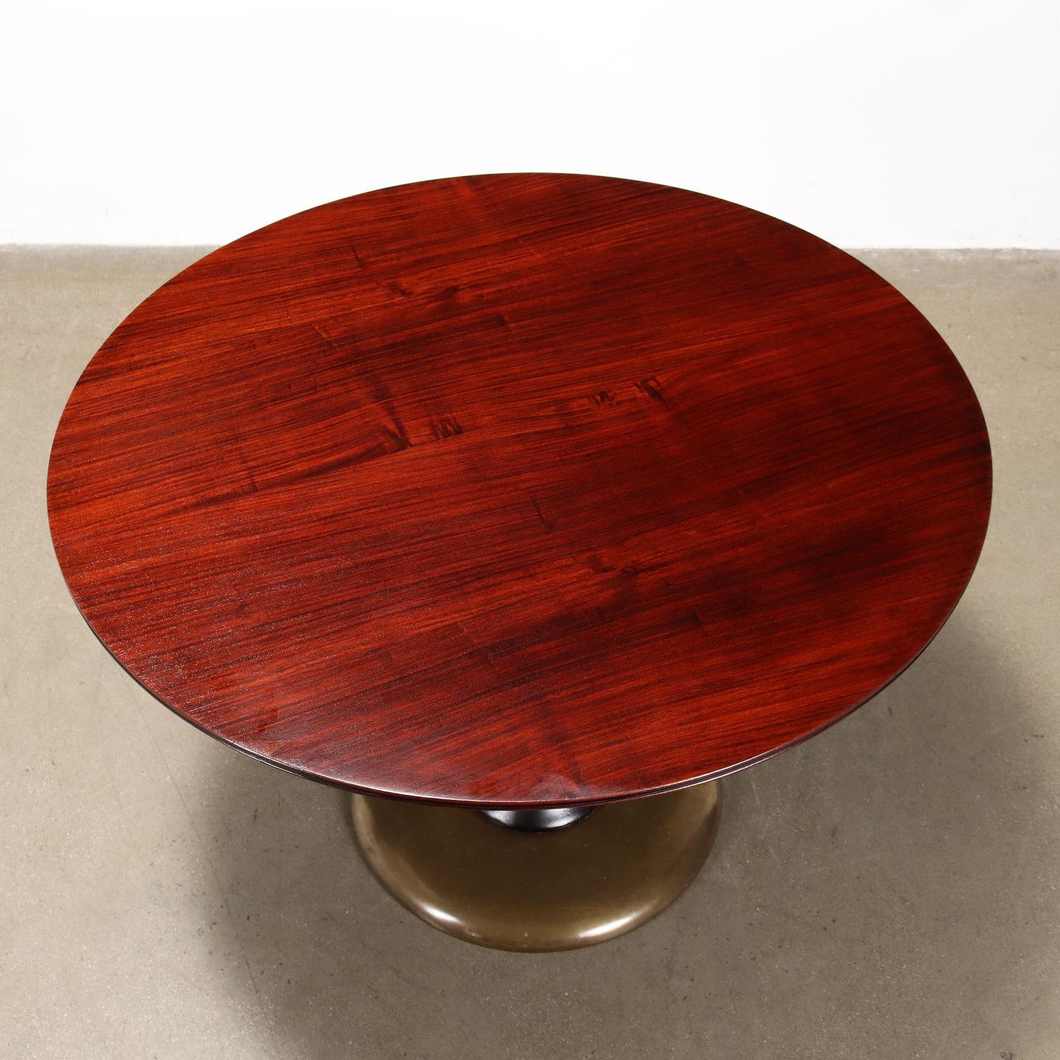 Mid-20th Century Tavolo tondo Anni 50 tinto ebano e piano in legno esotico in vendita