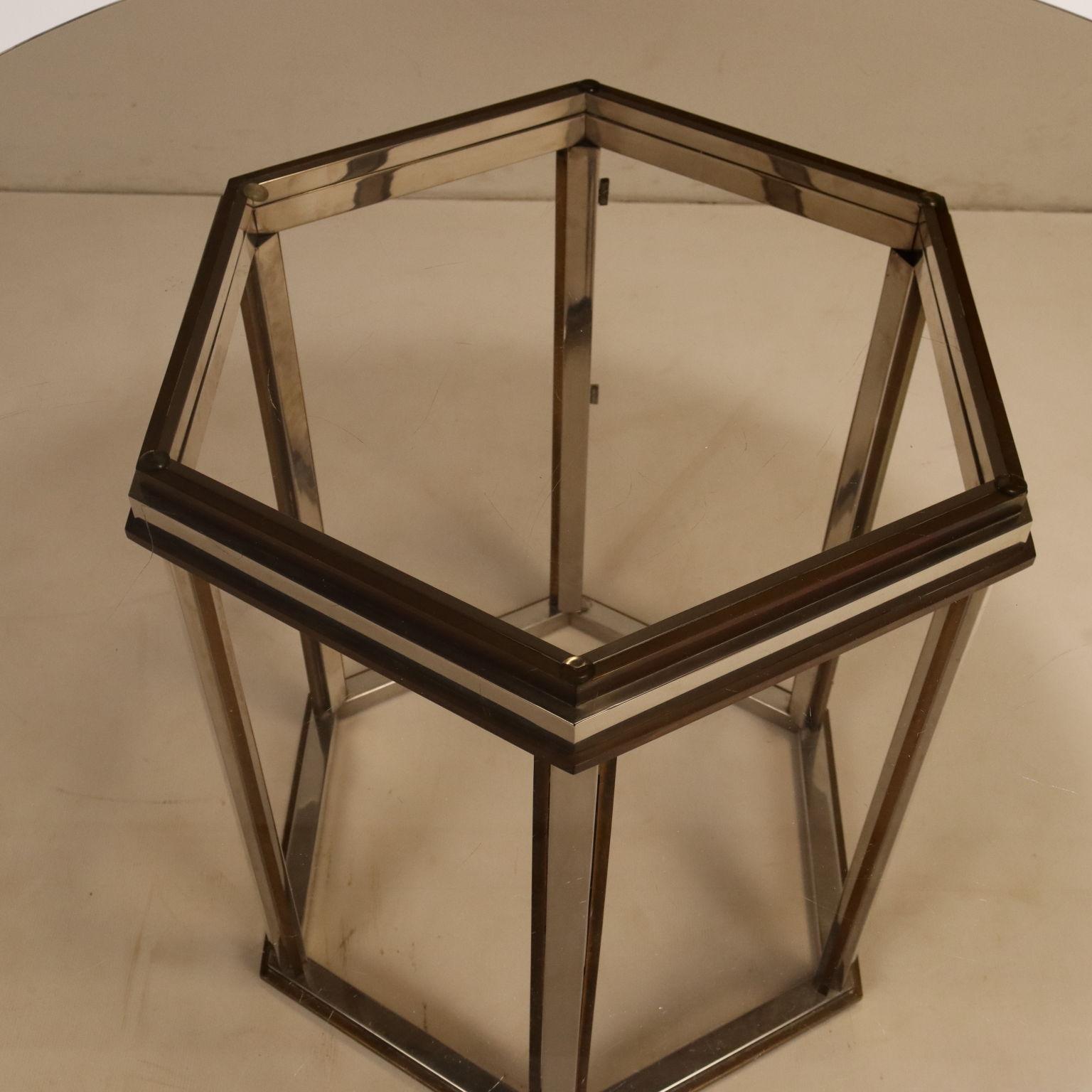 Brass 1970s round table with brass base and smoked glass For Sale
