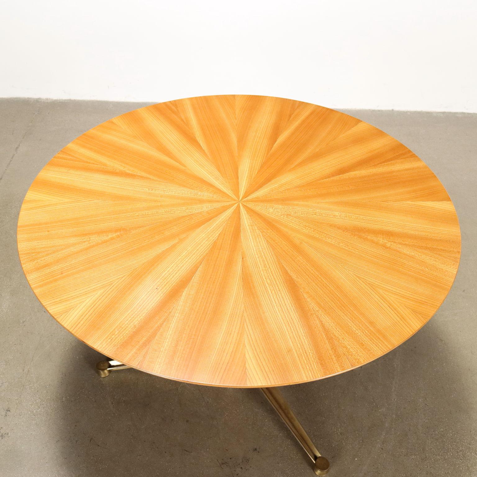 Mid-Century Modern Cantù Furniture Exposition Consortium Table ronde des années 1960 en vente