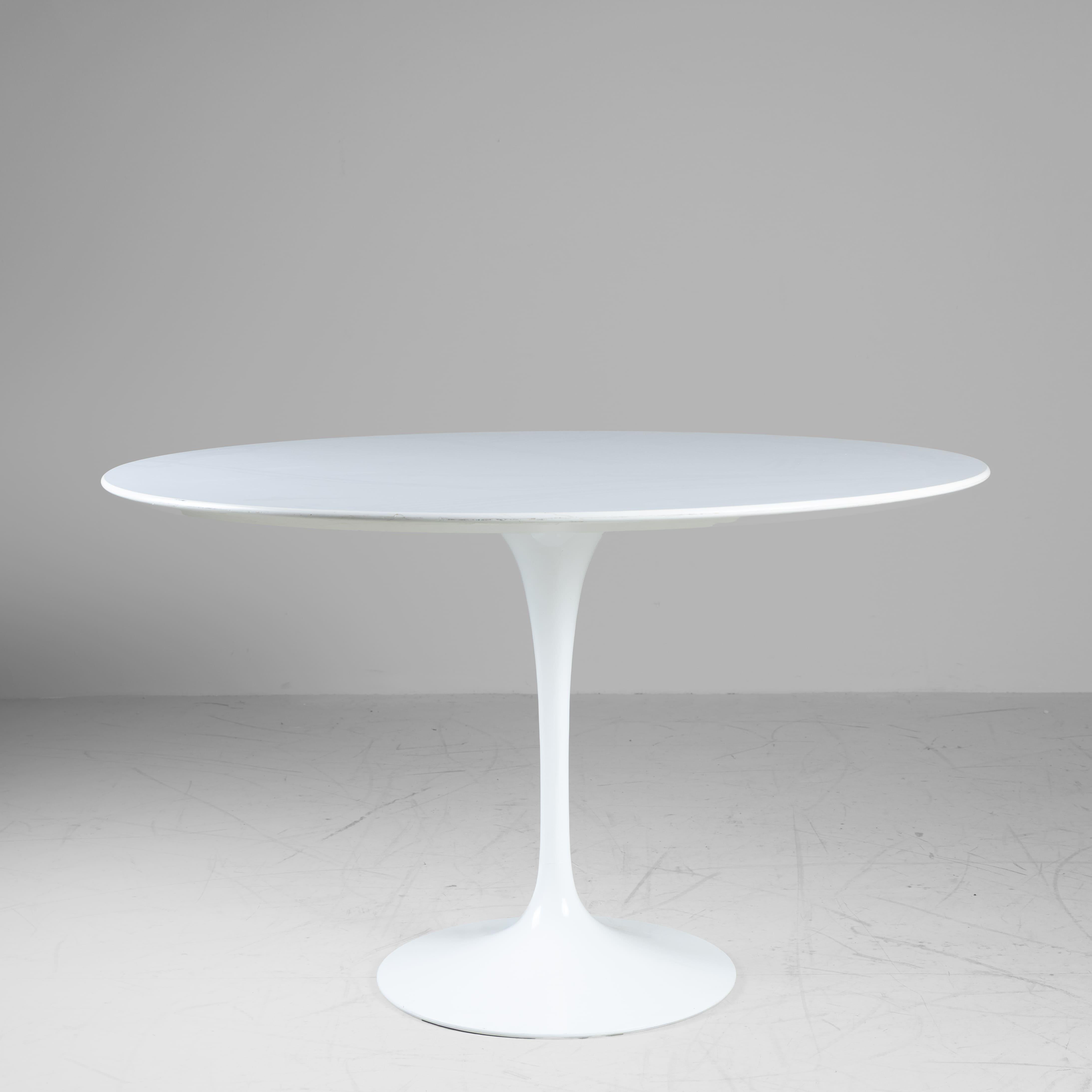 Tavolo tondo Tulip, Knoll, 1969 For Sale 1