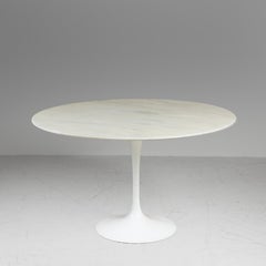 Tulip marble table by Eero Saarinen for Knoll, 1955