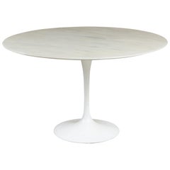 Tavolo Tulip in marmo di Eero Saarinen per Knoll, 1955