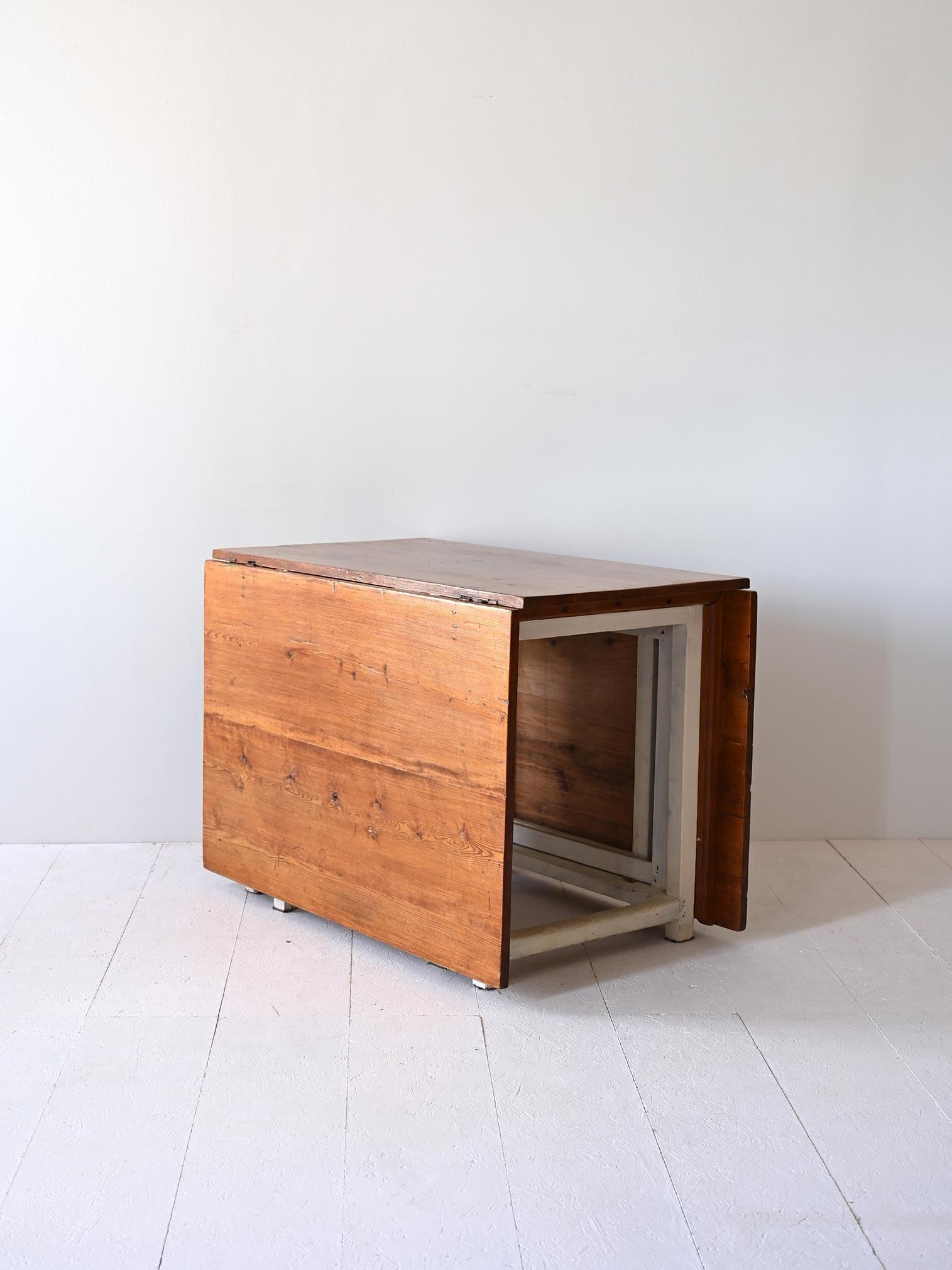 Table pliante vintage Bon état - En vente à Brescia, IT