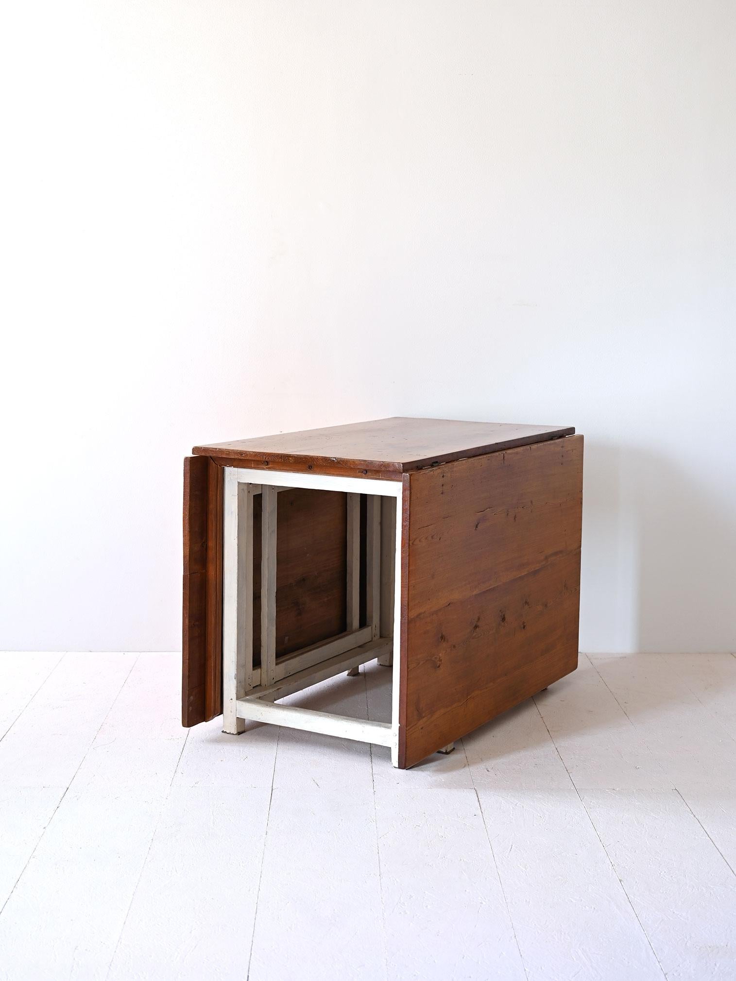 Mid-20th Century Table pliante vintage en vente