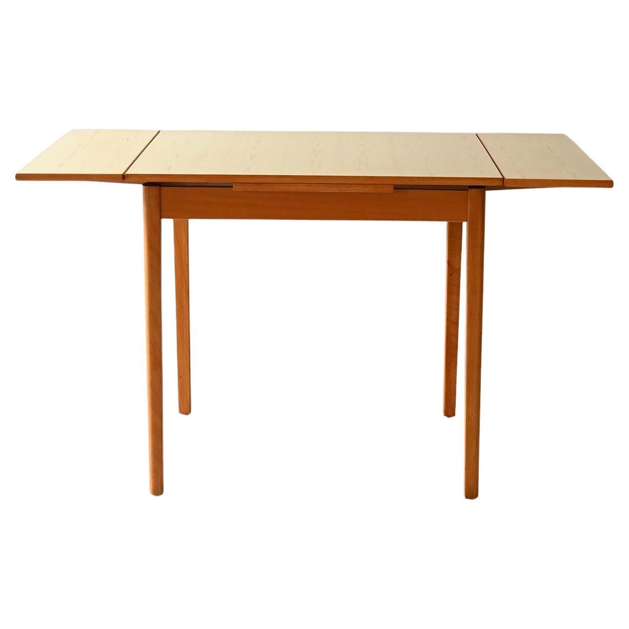 Skandinavischer 1950er vintage Formica Tisch