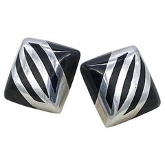 Orecchini a clip d'epoca in stile Taxco Art Deco in argento e smalto