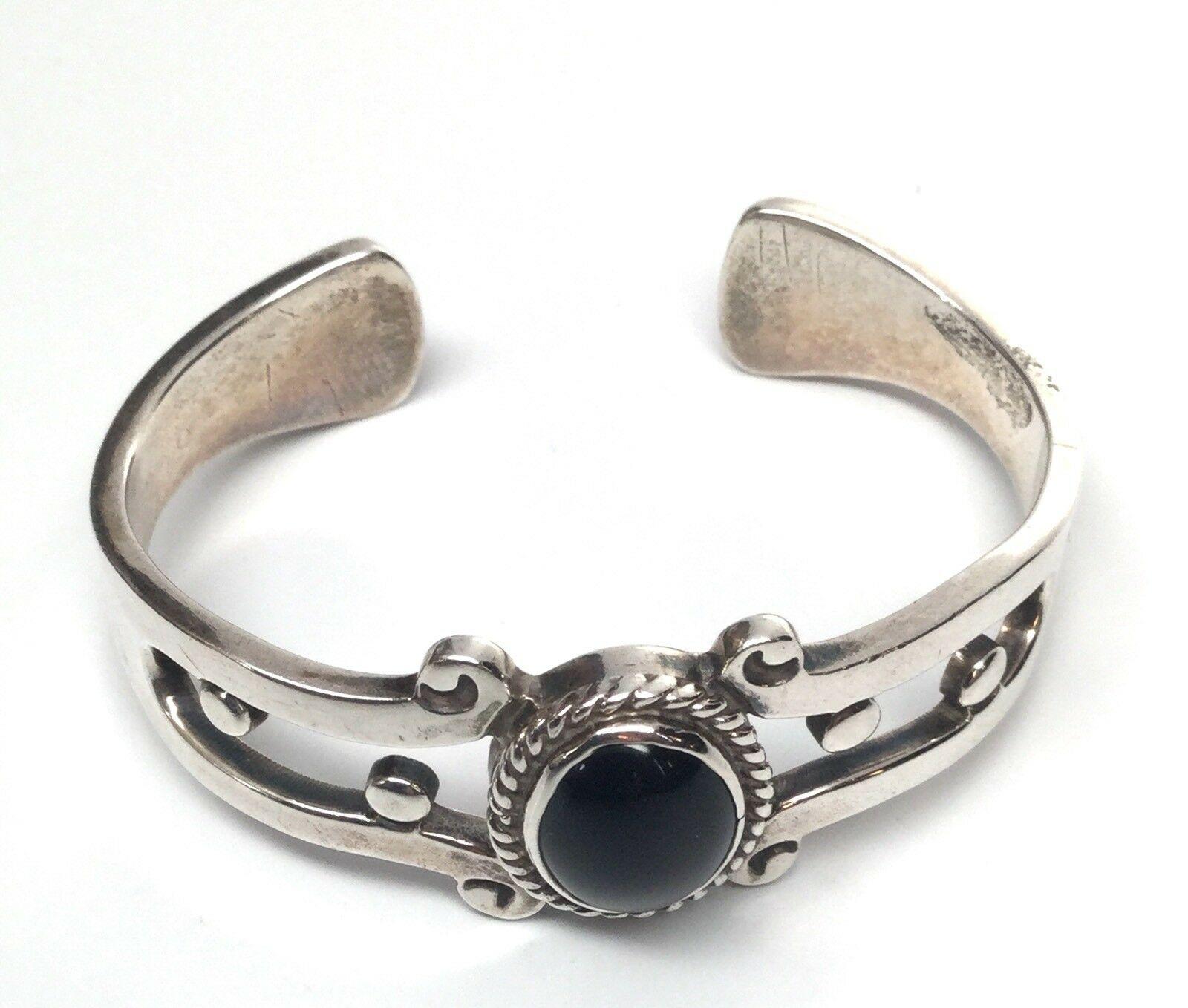 Taxco FDH Sterling Silver Black Onyx Cuff Bracelet For Sale 3