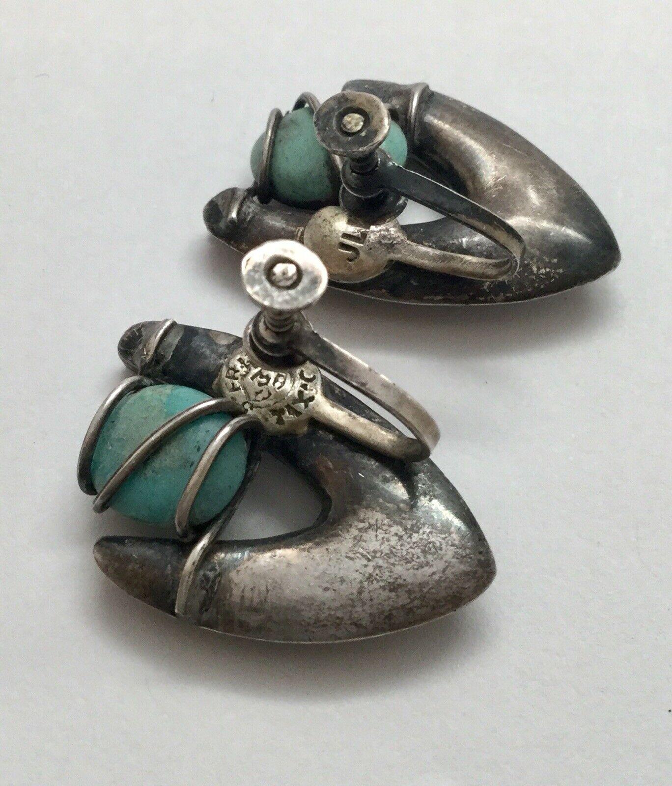 Taxco Jose Luis Flores Sterling Silver Turquoise Boomerang Screwback Earrings In Good Condition In Washington Depot, CT