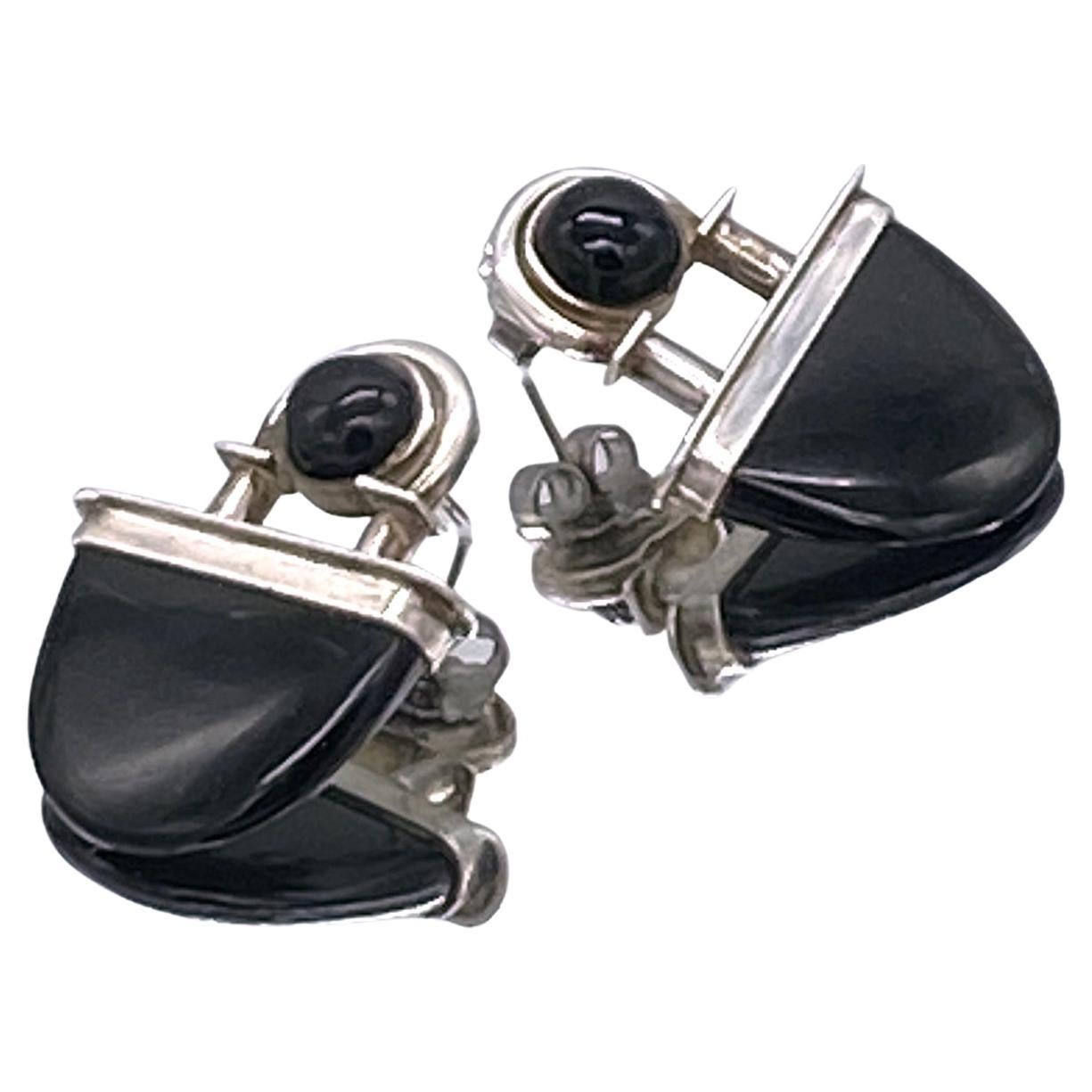 Women's Taxco Mexico Art Deco Style Silver and Onyx Earrings For Sale