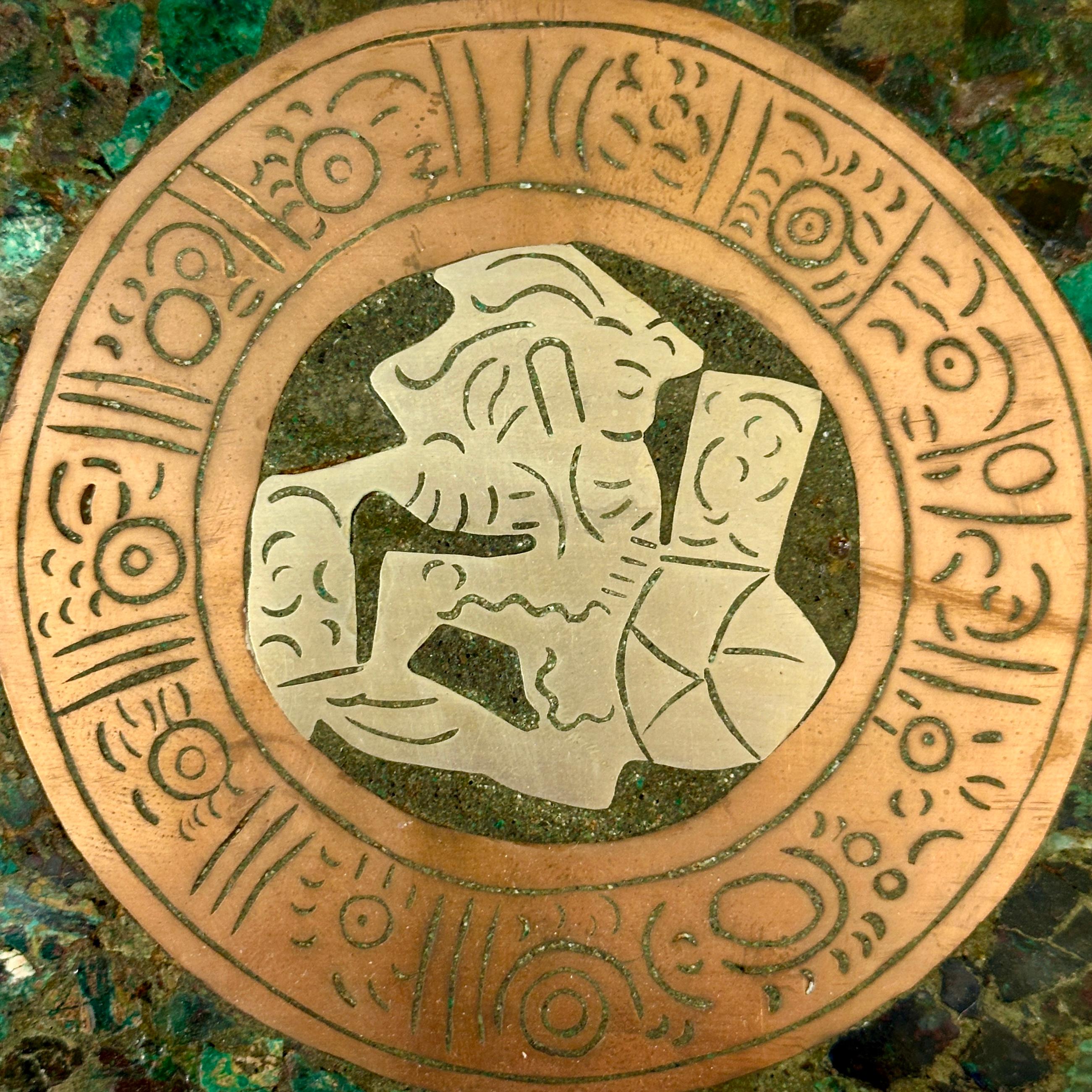 Taxco Mexiko Schachtel mit Scharnier aus Messing, Kupfer und Azurit und Malachit, ca. 1960er Jahre (Mexikanisch)