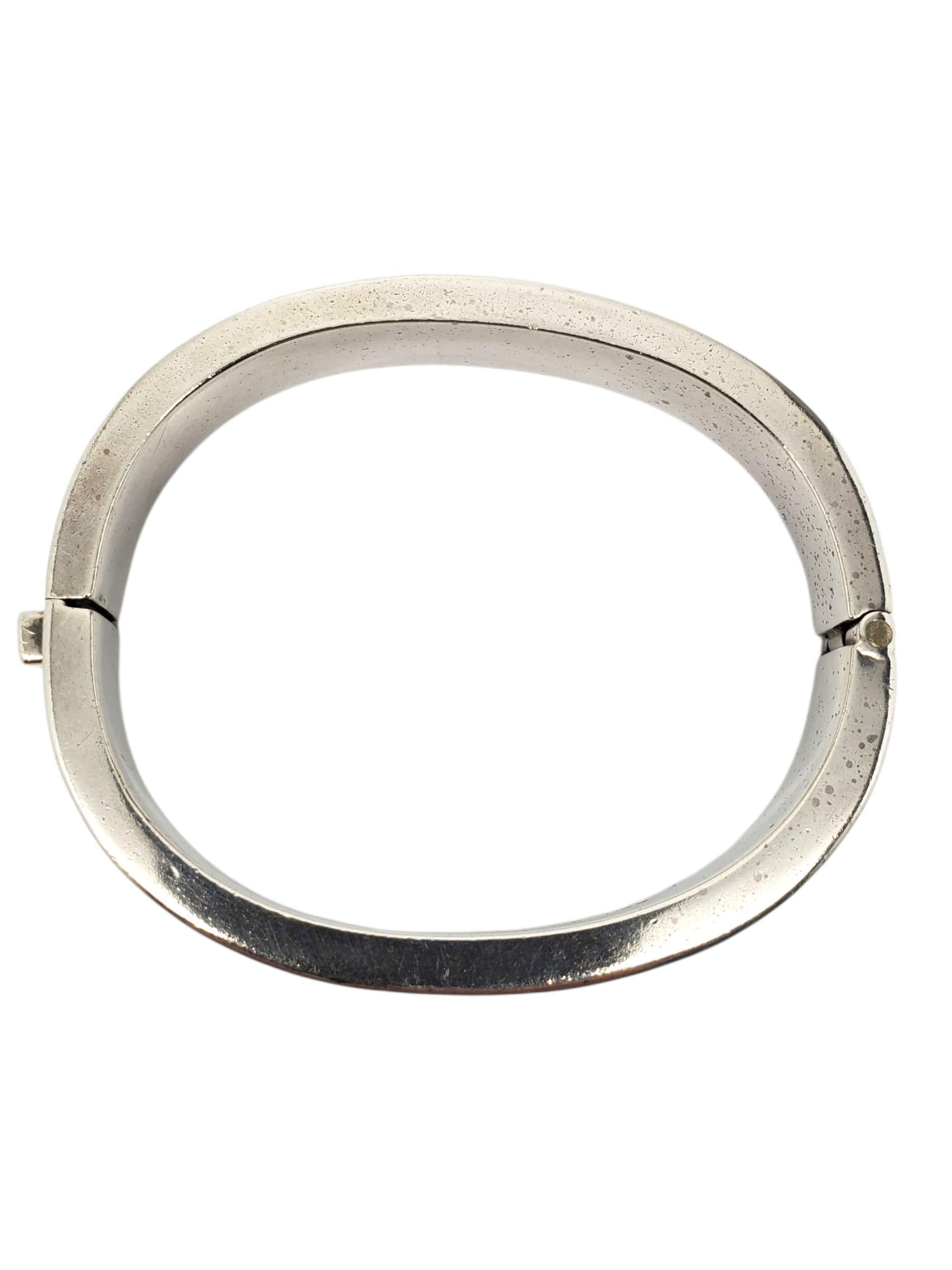 Taxco Mexico - Bracciale ovale con cerniera in argento sterling martellato #22438 In condizioni buone in vendita a Washington Depot, CT