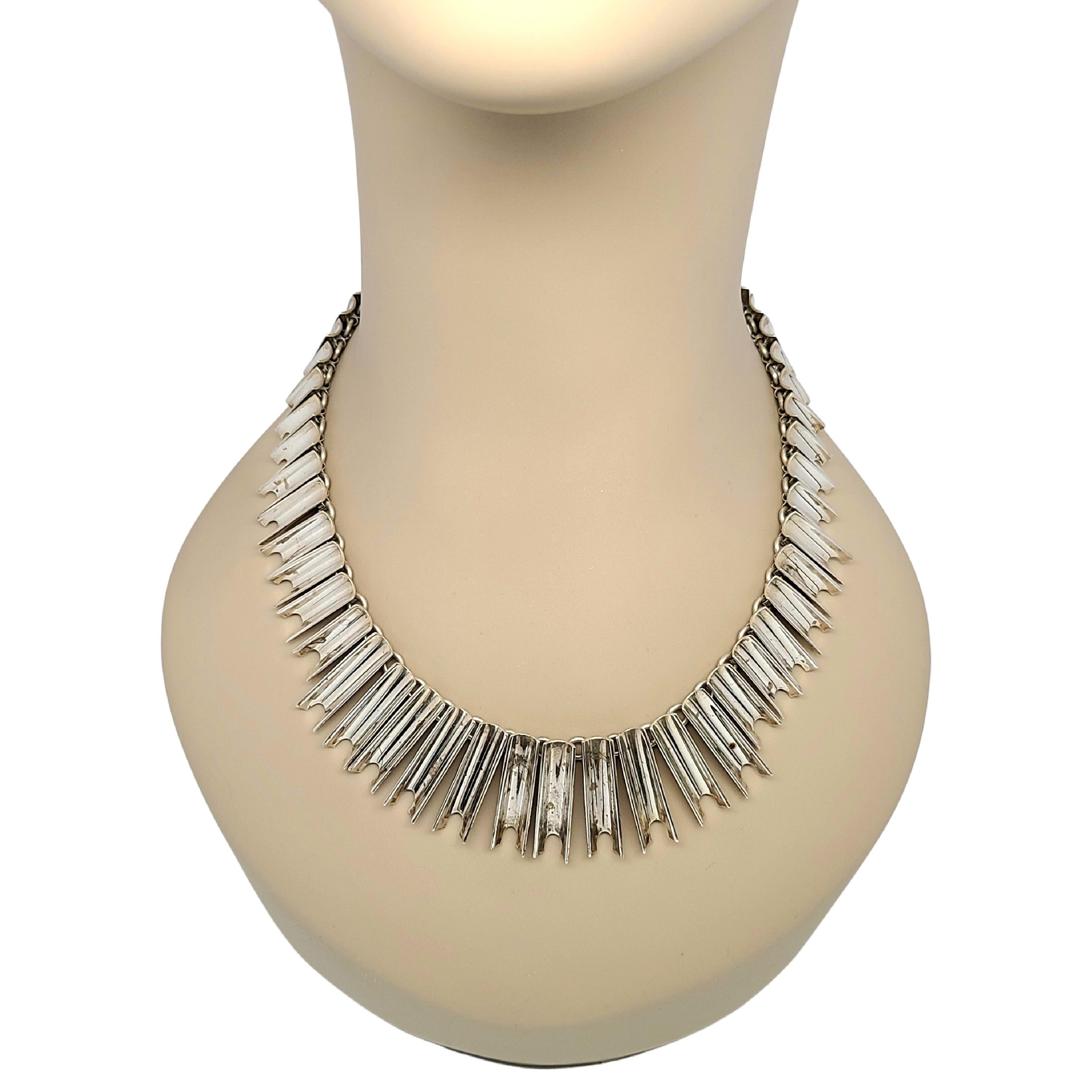 Taxco Mexico TB-84 Sterling Silver Graduated Concave Link Necklace In Good Condition In Washington Depot, CT