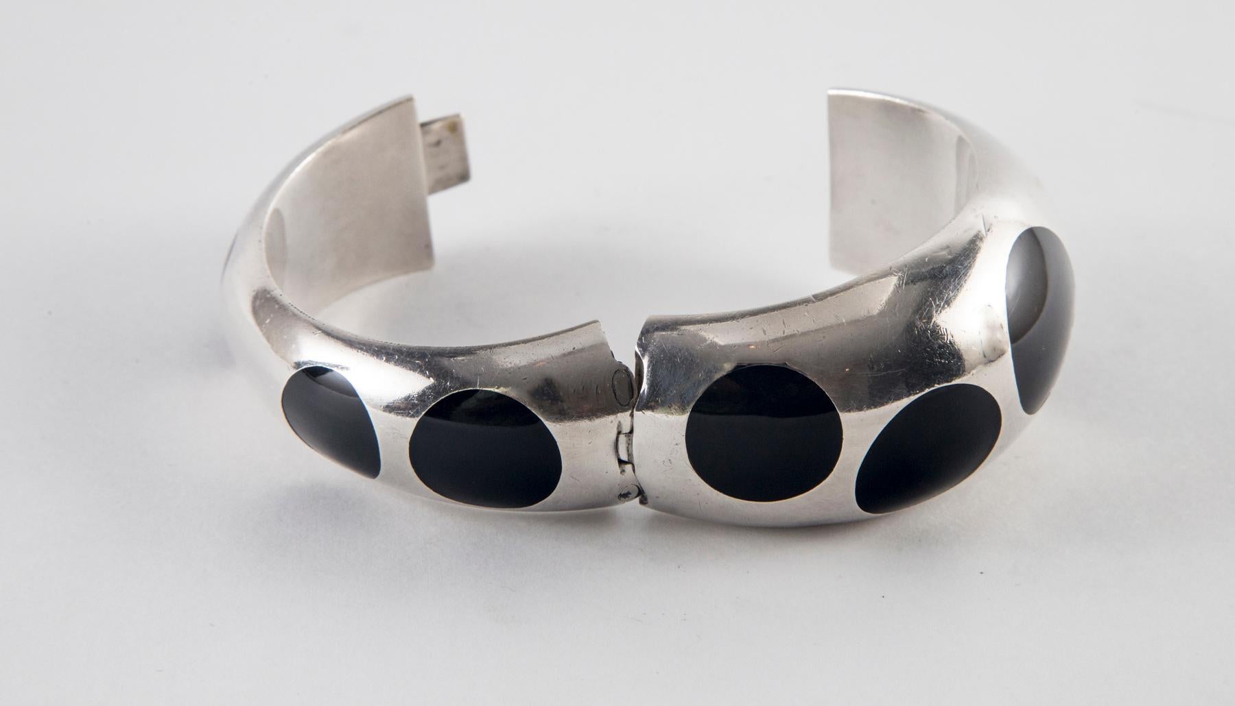 Taxco Sterling Silver and Black Bakelite Polka Dot Bracelet 2