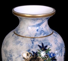 Taxile DOAT, gran jarrón de porcelana vidriada de la manufactura de Sèvres