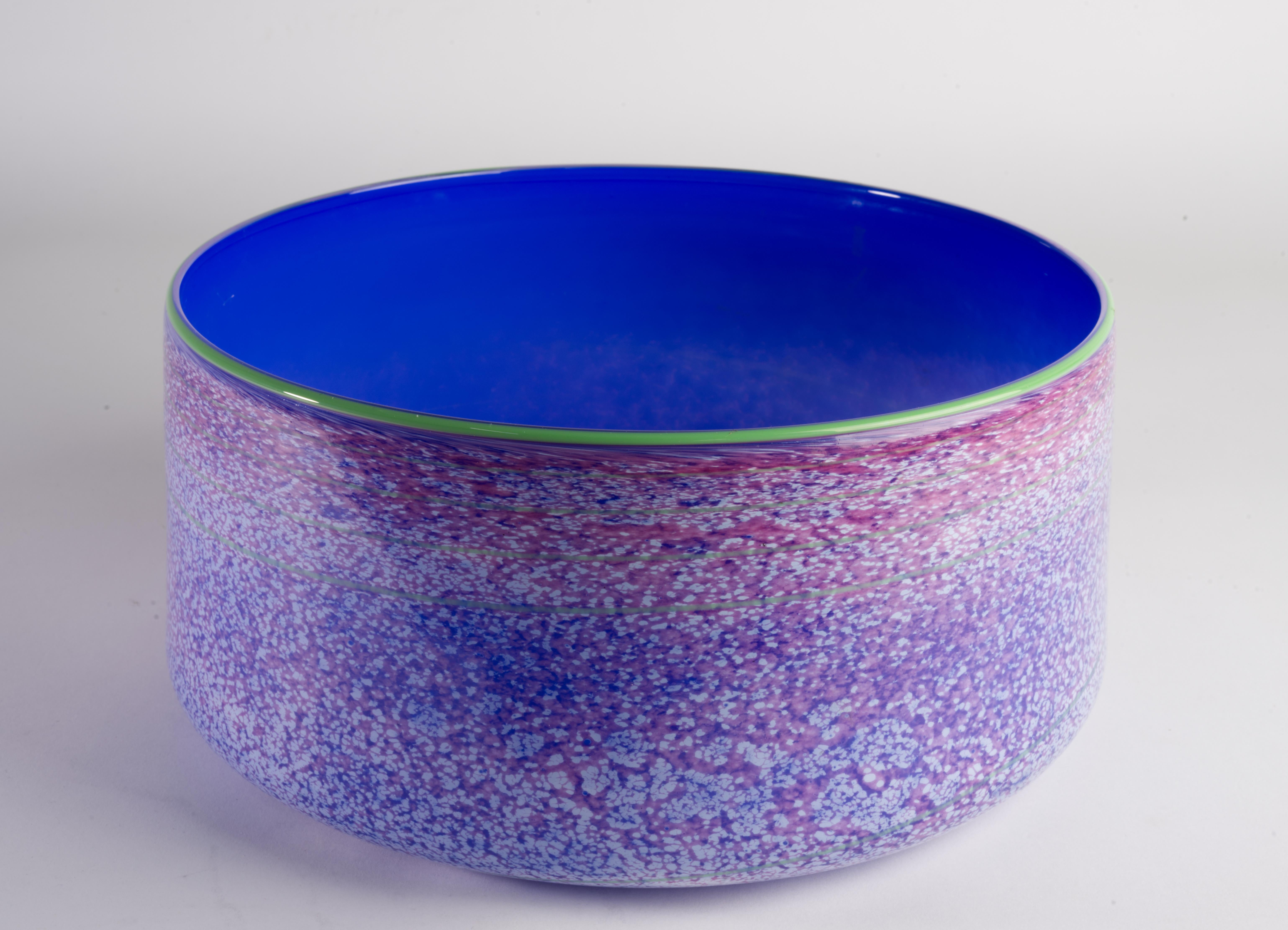 20th Century Taylor Backes Large Art Glass Bowl, Cobalt and Speckled, Postmodern For Sale
