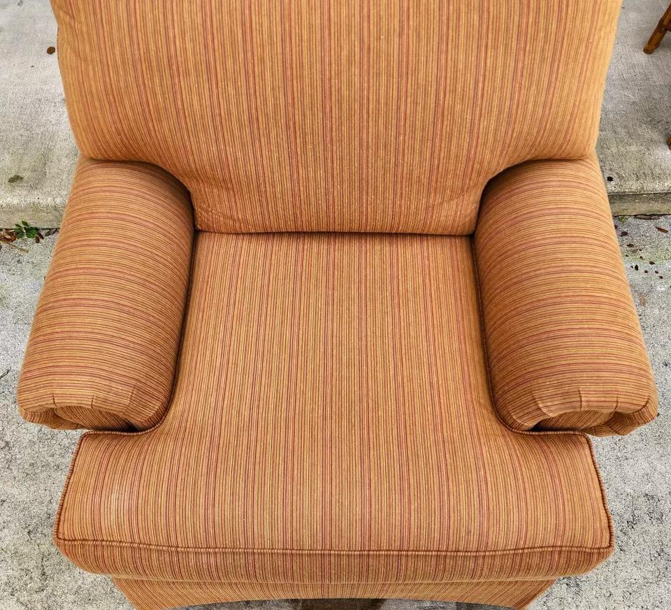 Moderne Fauteuil King English Club collection Kings Road en vente