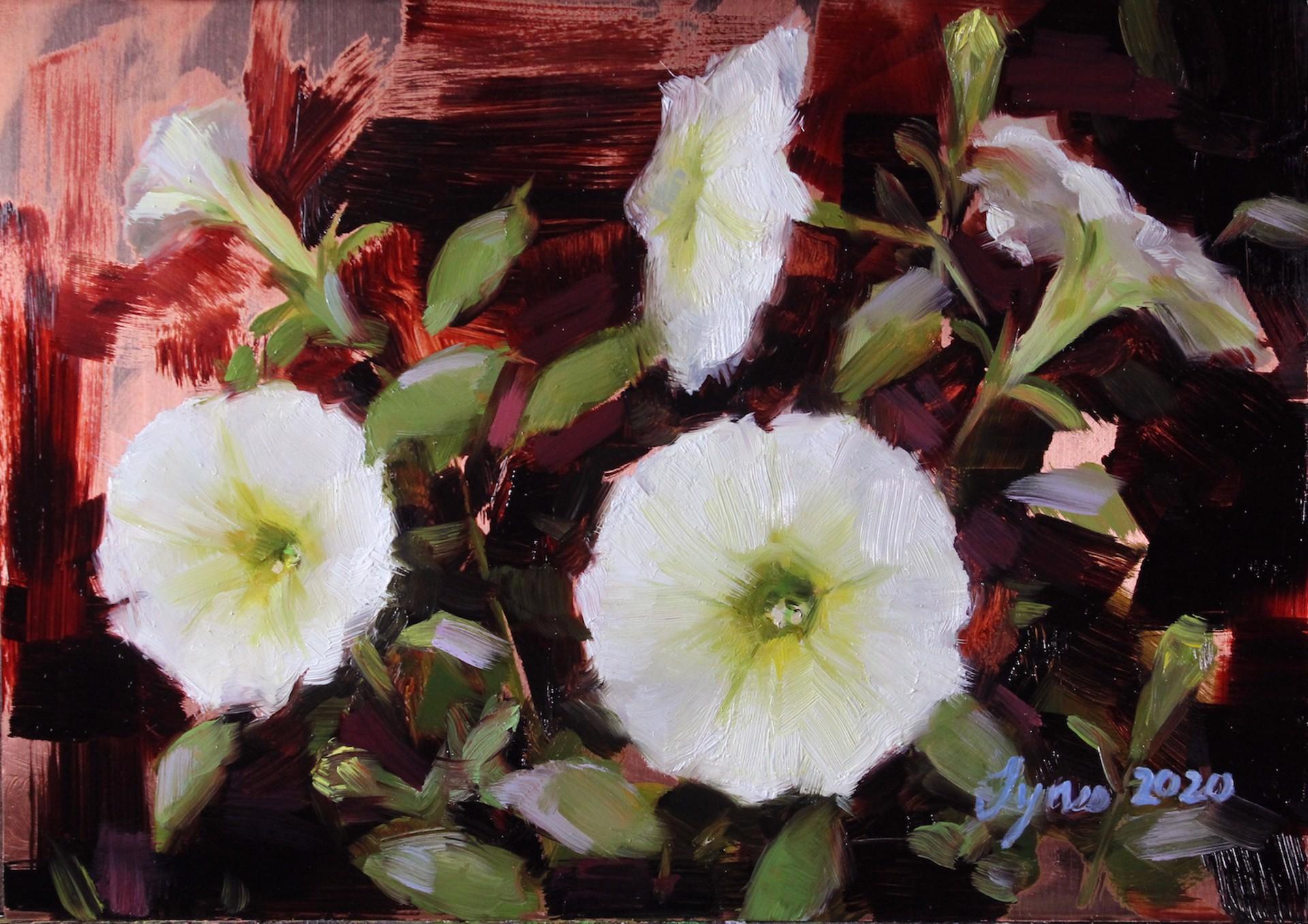 Taylor Tynes Figurative Painting - White Petunias