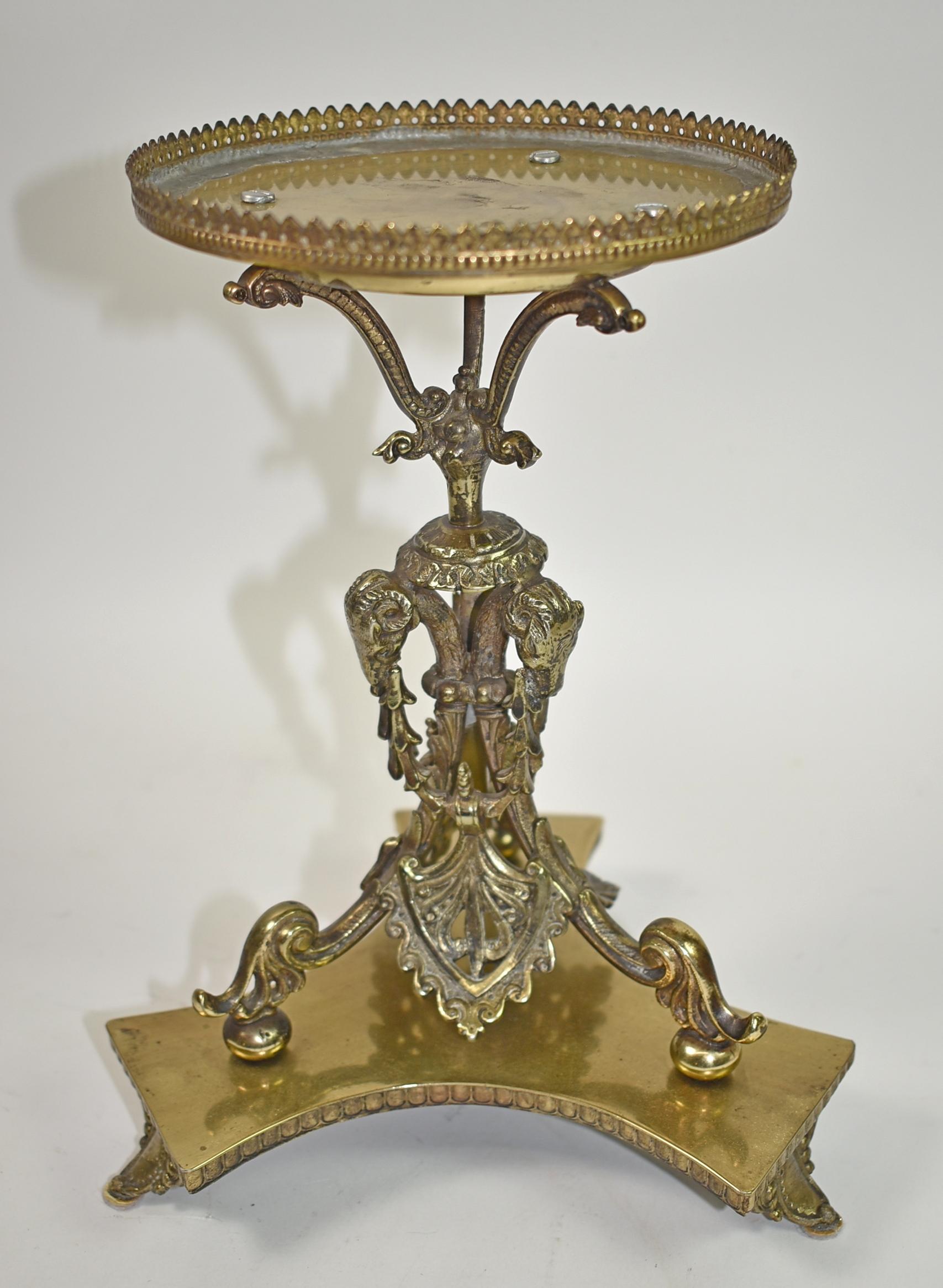 Tazza Brass Center Pedestal with Decorative Meissen Bowl For Sale 1